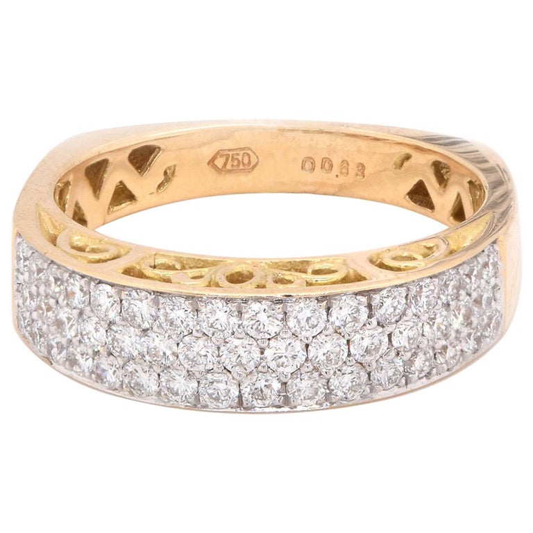 18 Karat Yellow Gold Diamond Band For Sale at 1stDibs