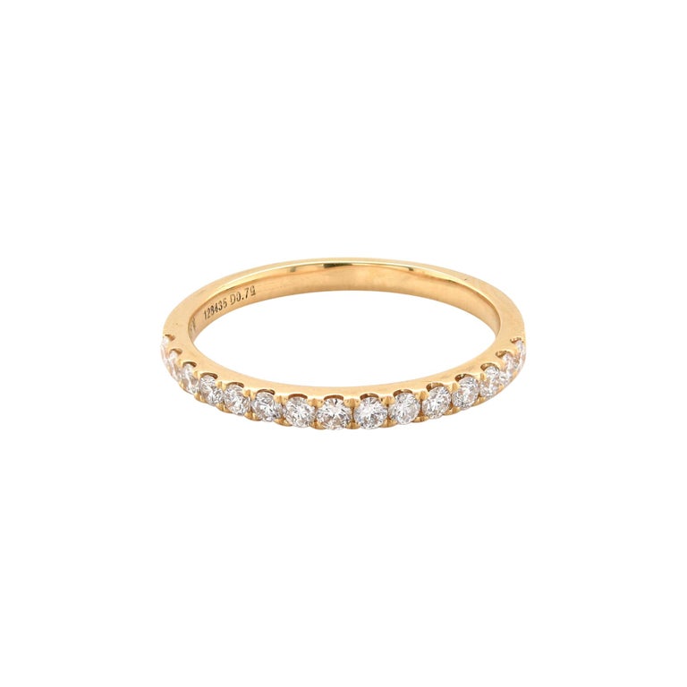 18 Karat Yellow Gold Diamond Band For Sale at 1stDibs