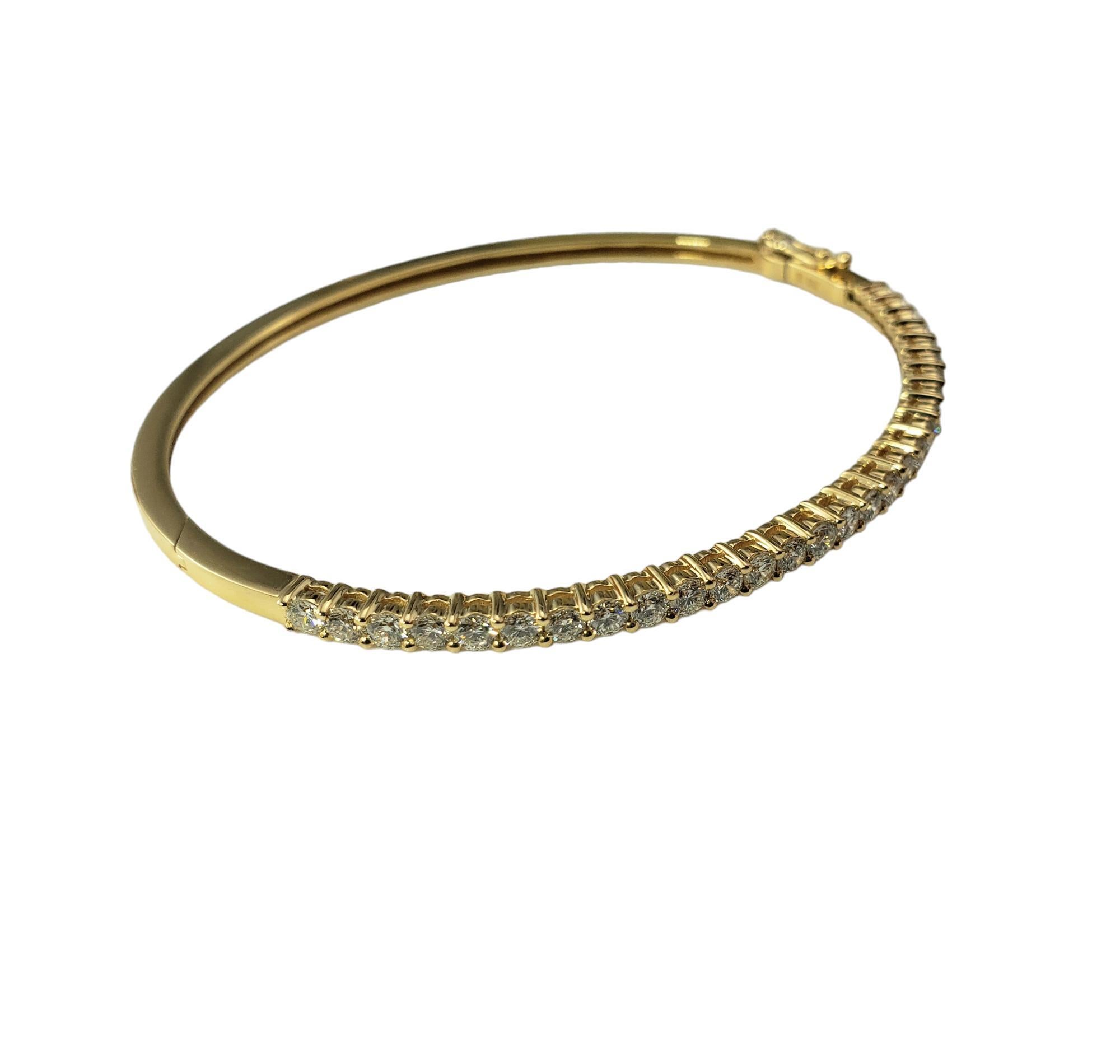 18 Karat Yellow Gold Diamond Bangle Bracelet #17352 In Good Condition For Sale In Washington Depot, CT