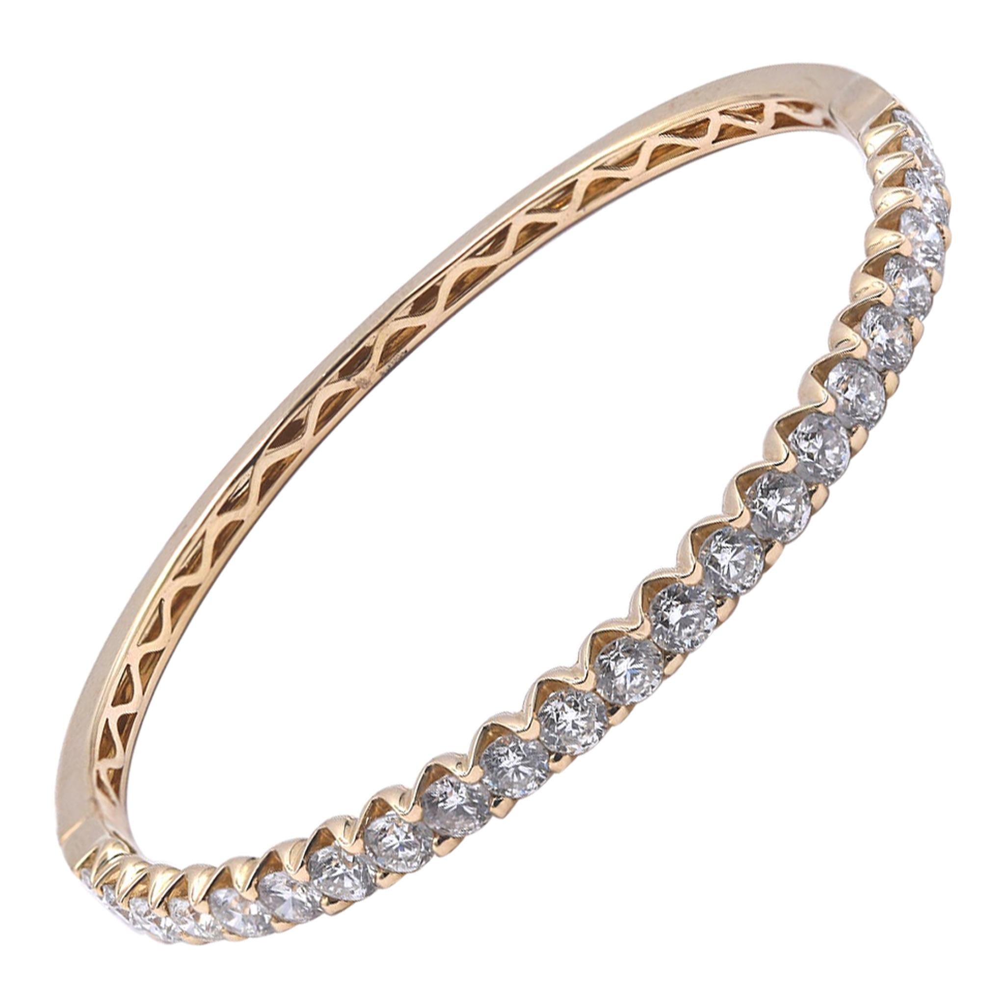 18 Karat Yellow Gold Diamond Bangle Bracelet