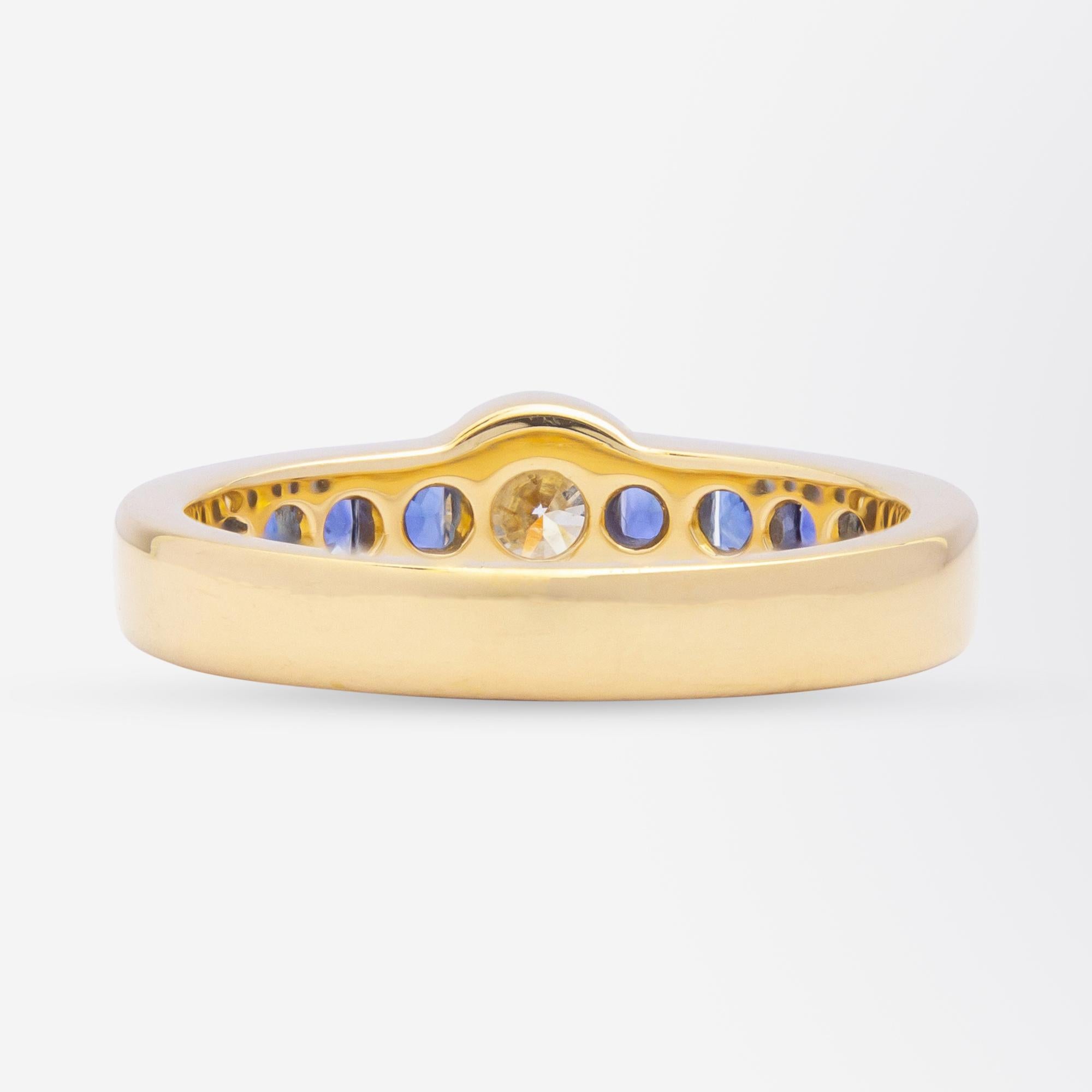 18 Karat Yellow Gold, Diamond & Ceylon Sapphire Ring In Excellent Condition For Sale In Brisbane, QLD