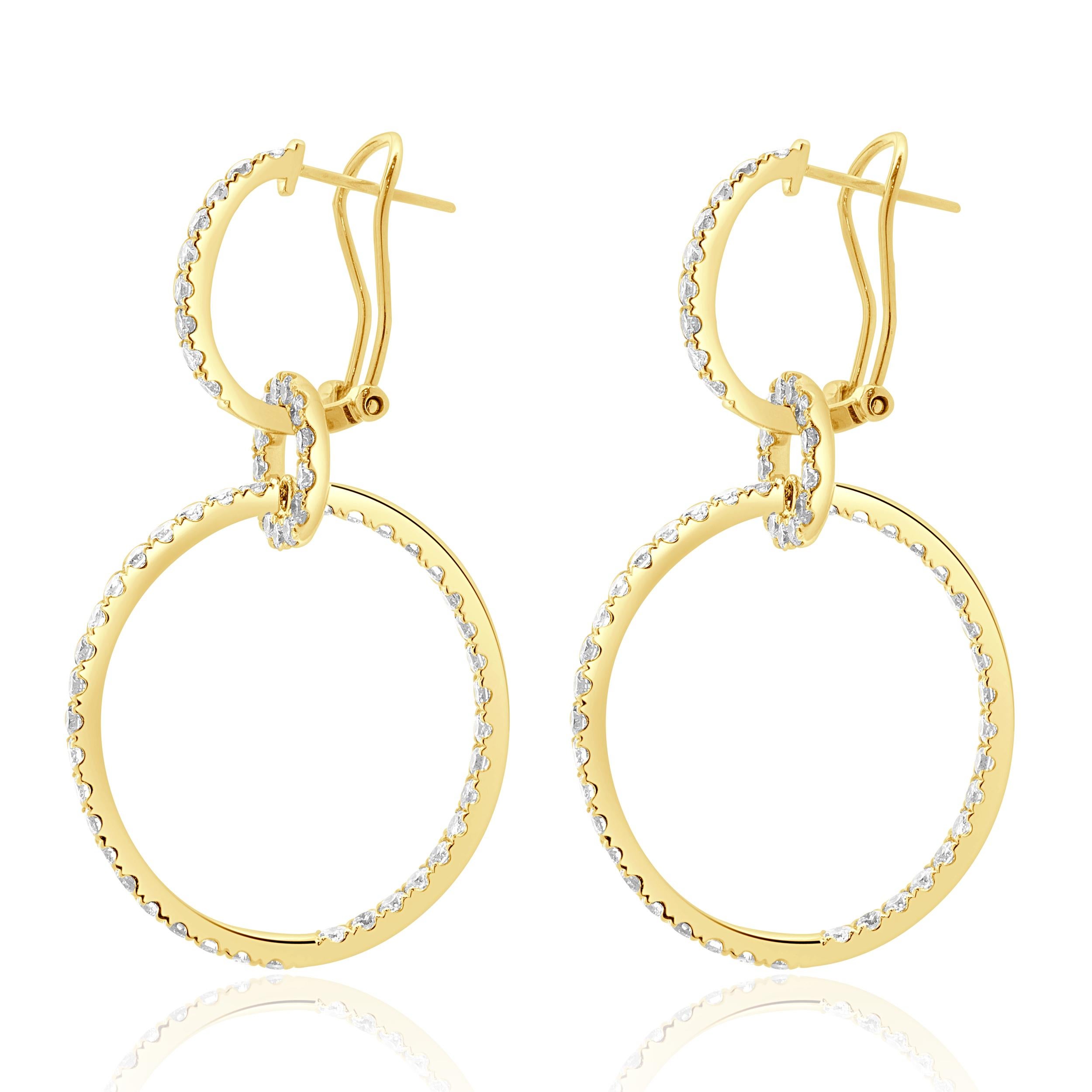 Designer: custom design
Material: 18K yellow gold
Diamonds: 120 round brilliant cut = 5.00cttw
Color: G
Clarity: VS1-2
Dimensions: earrings measure 54mm in length
Weight: 15.45 grams
