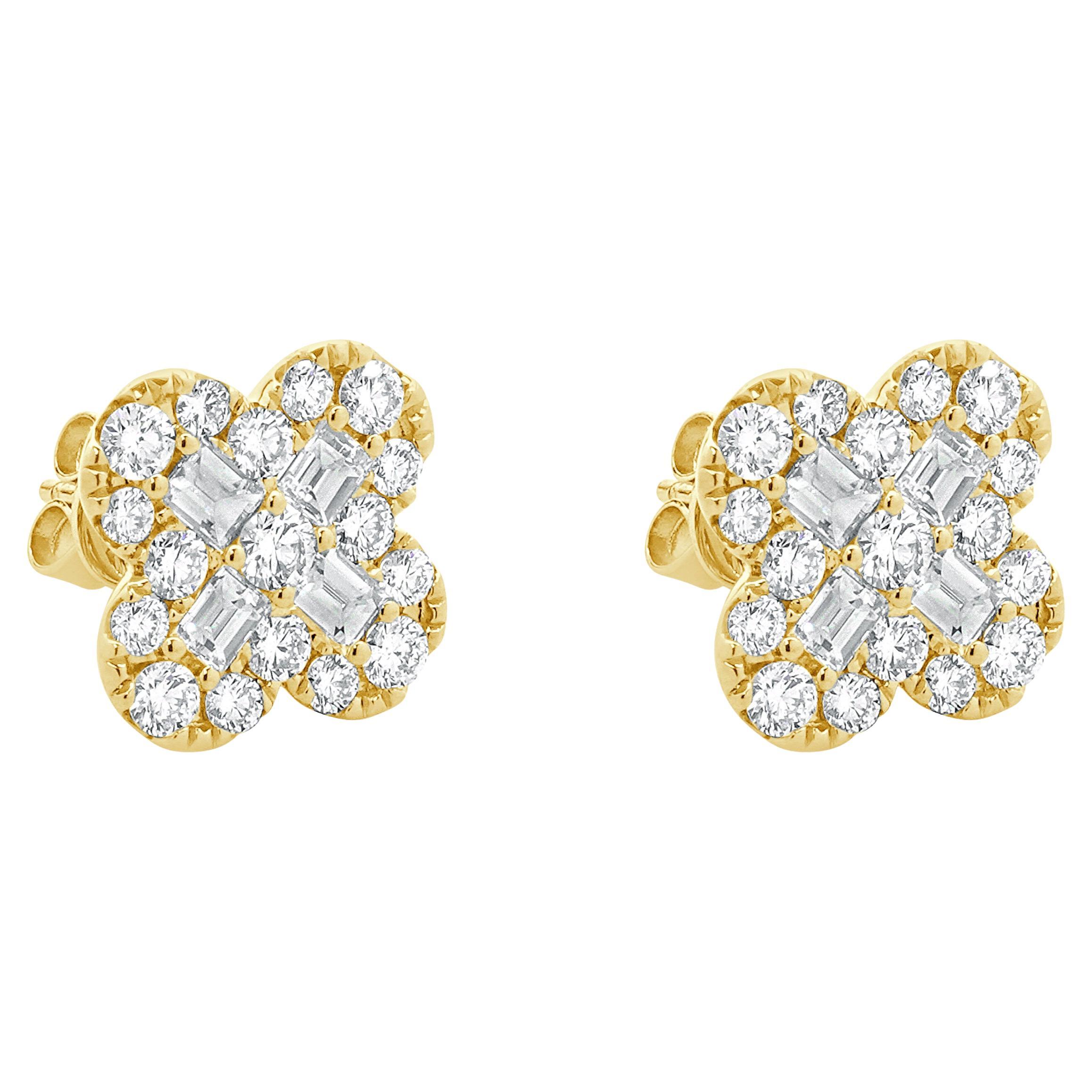 18 Karat Yellow Gold Diamond Clover Stud Earrings
