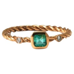 18 Karat Gelbgold Diamant-Ring mit kolumbianischem Smaragd