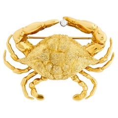 18 Karat Yellow Gold Diamond Crab Pin Vintage 18 Karat Yellow Gold Diamond Crab Pin