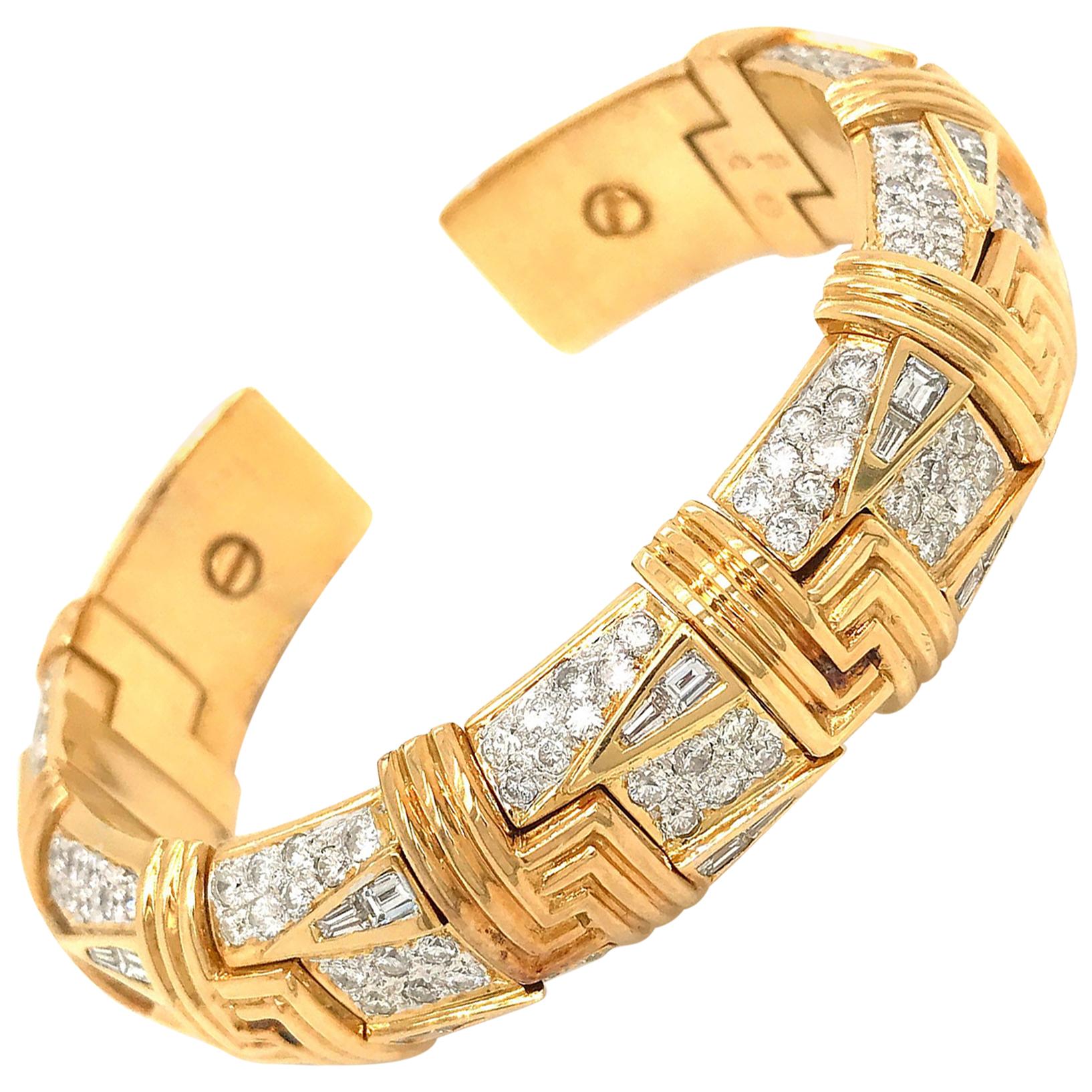 18 Karat Yellow Gold Diamond Cuff Bracelet