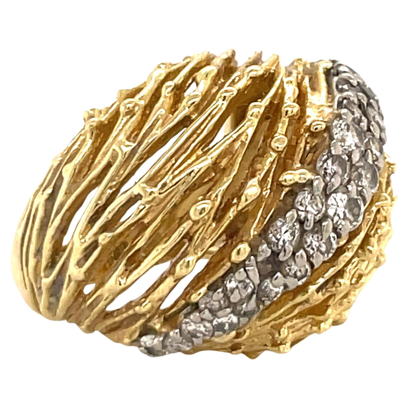 Anello con cupola di diamanti in oro giallo 18 carati 0,60 carati 17,1 grammi In condizioni ottime in vendita a New York, NY