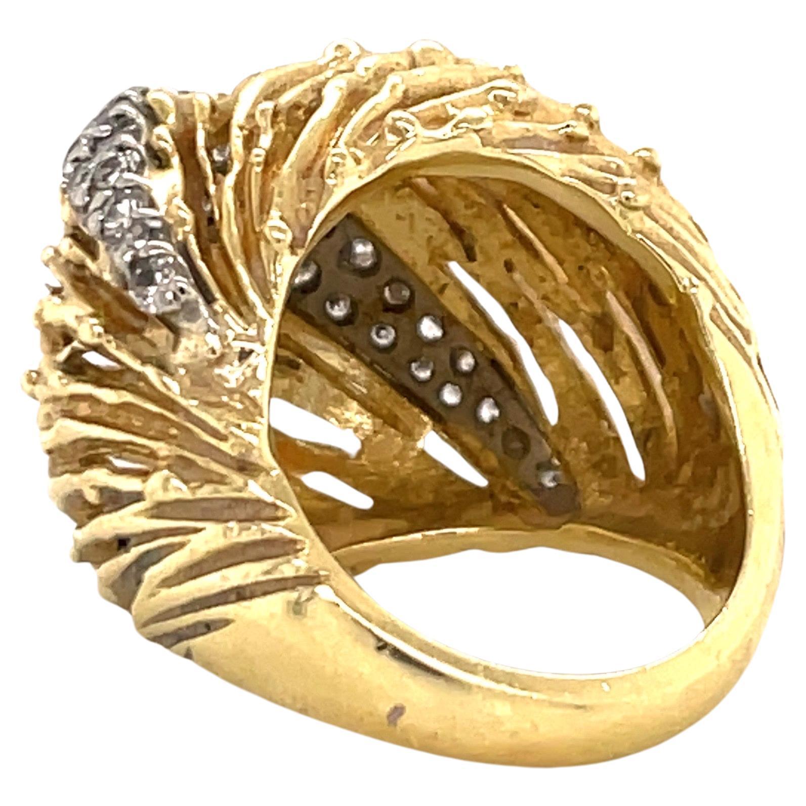 Anello con cupola di diamanti in oro giallo 18 carati 0,60 carati 17,1 grammi in vendita 3