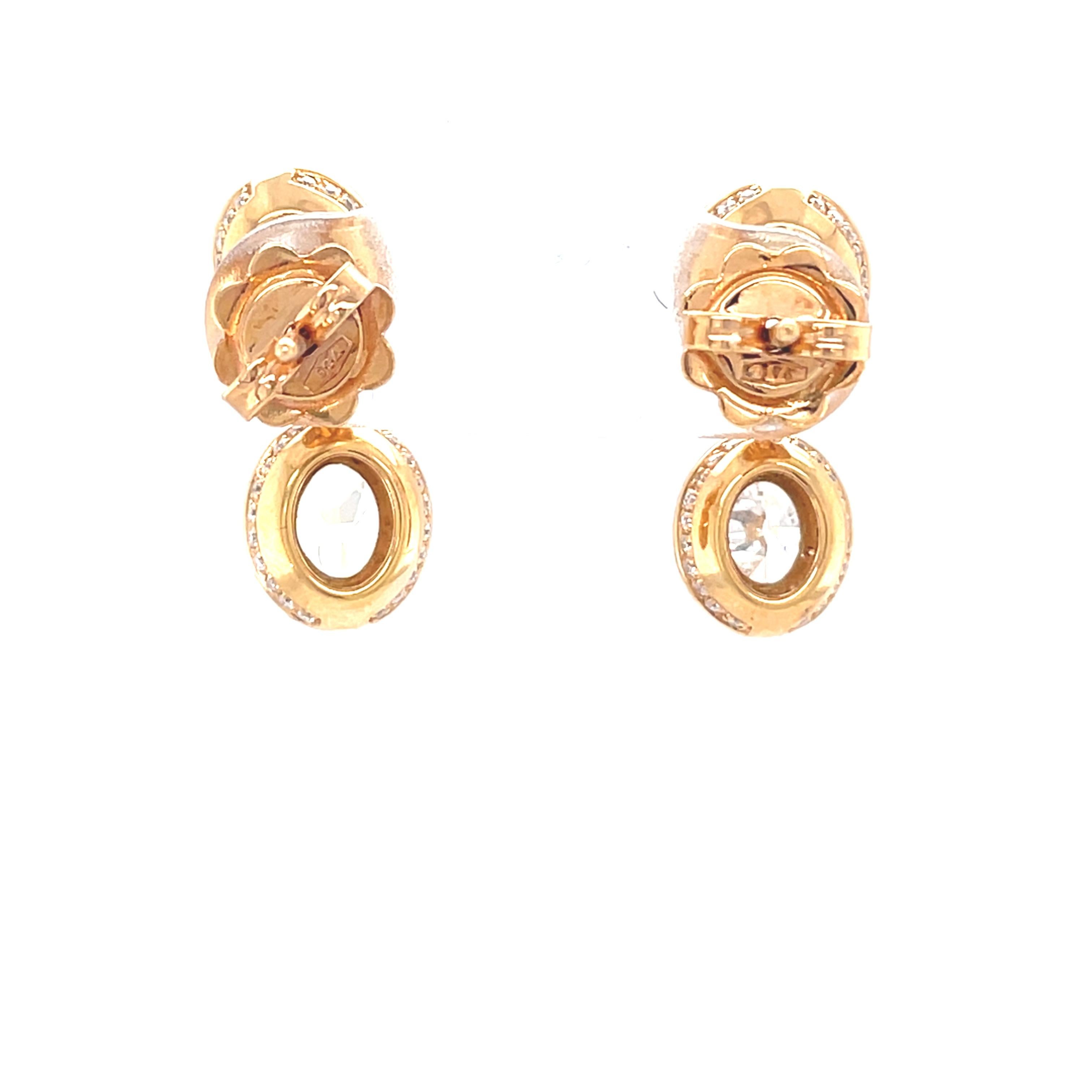 18 Karat Yellow Gold Diamond Drop Earrings For Sale 1