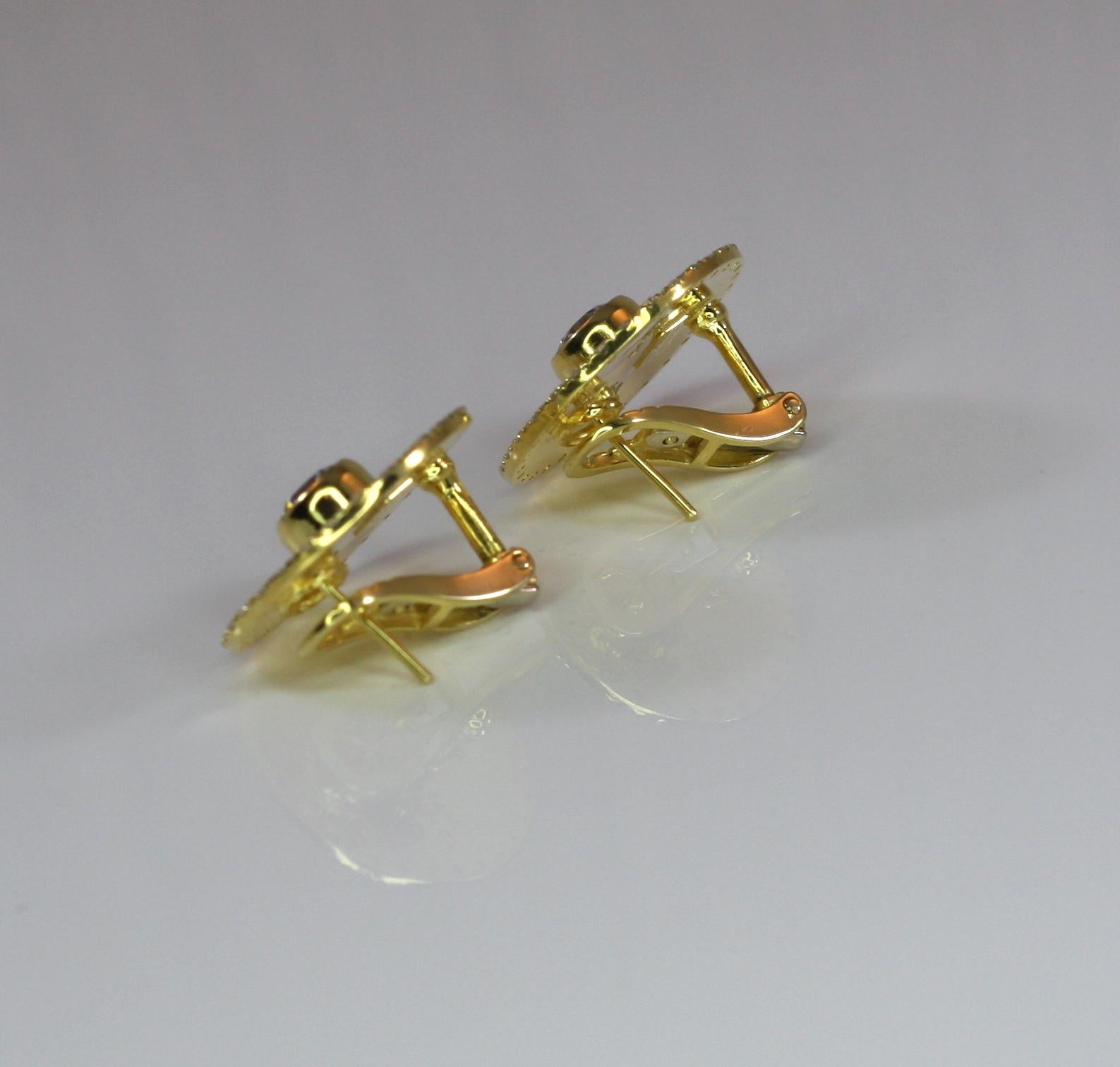 Georgios Kollektionen 18 Karat Weißgold Diamant-Ohrringe mit byzantinischer Textur im Angebot 2
