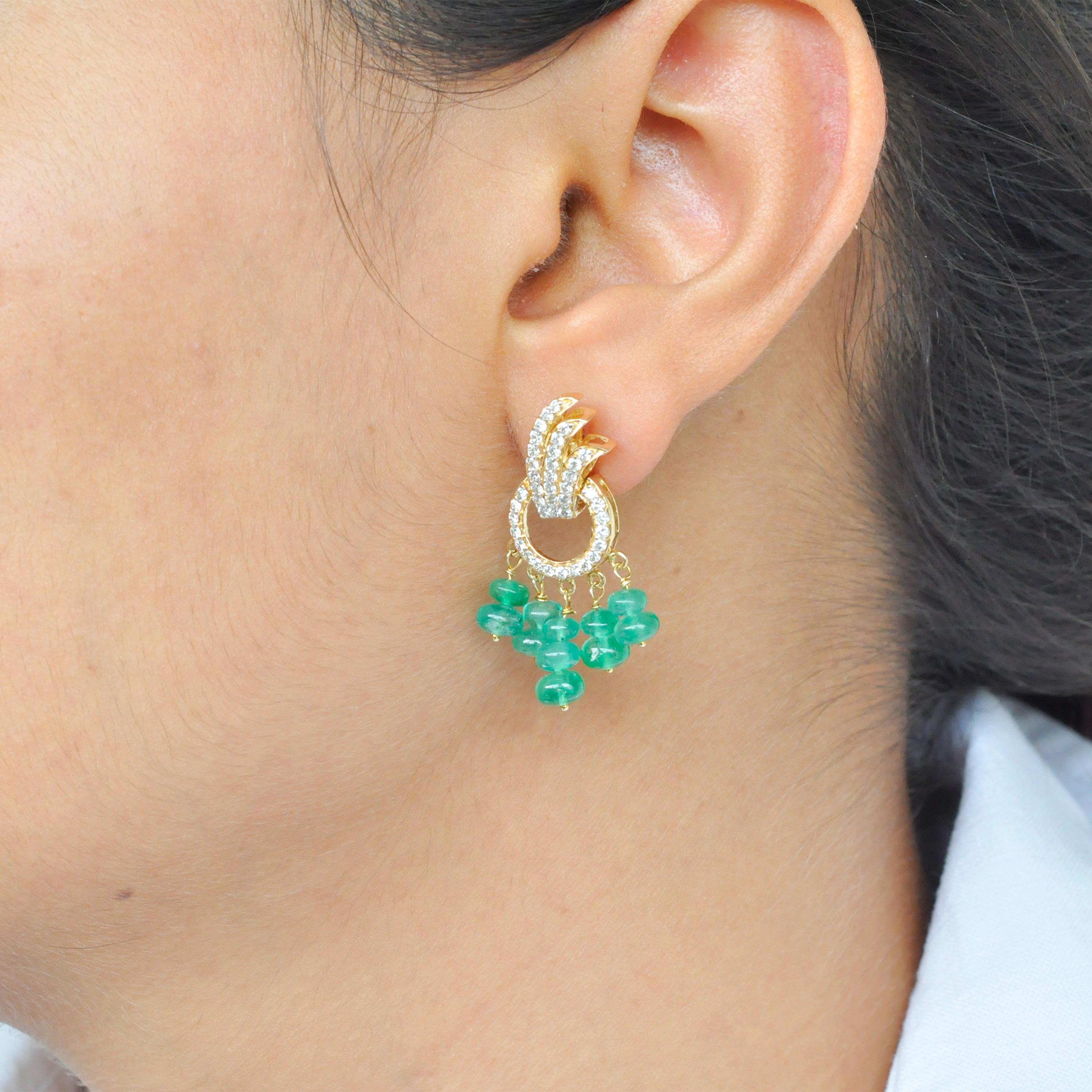 18 Karat Yellow Gold Diamond Emerald Beads Pendant Necklace Dangle Earrings Set For Sale 11