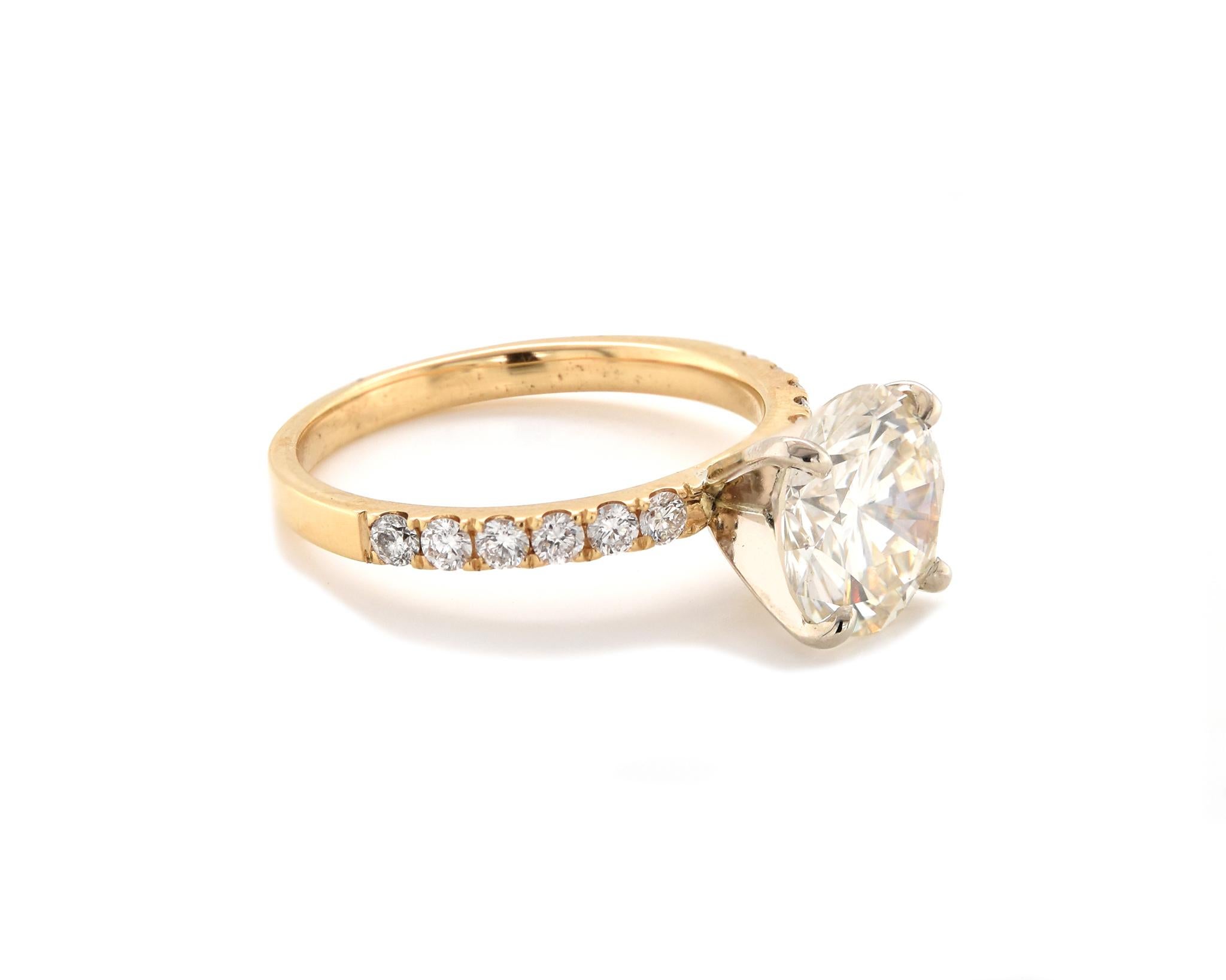 18 karat gold engagement ring