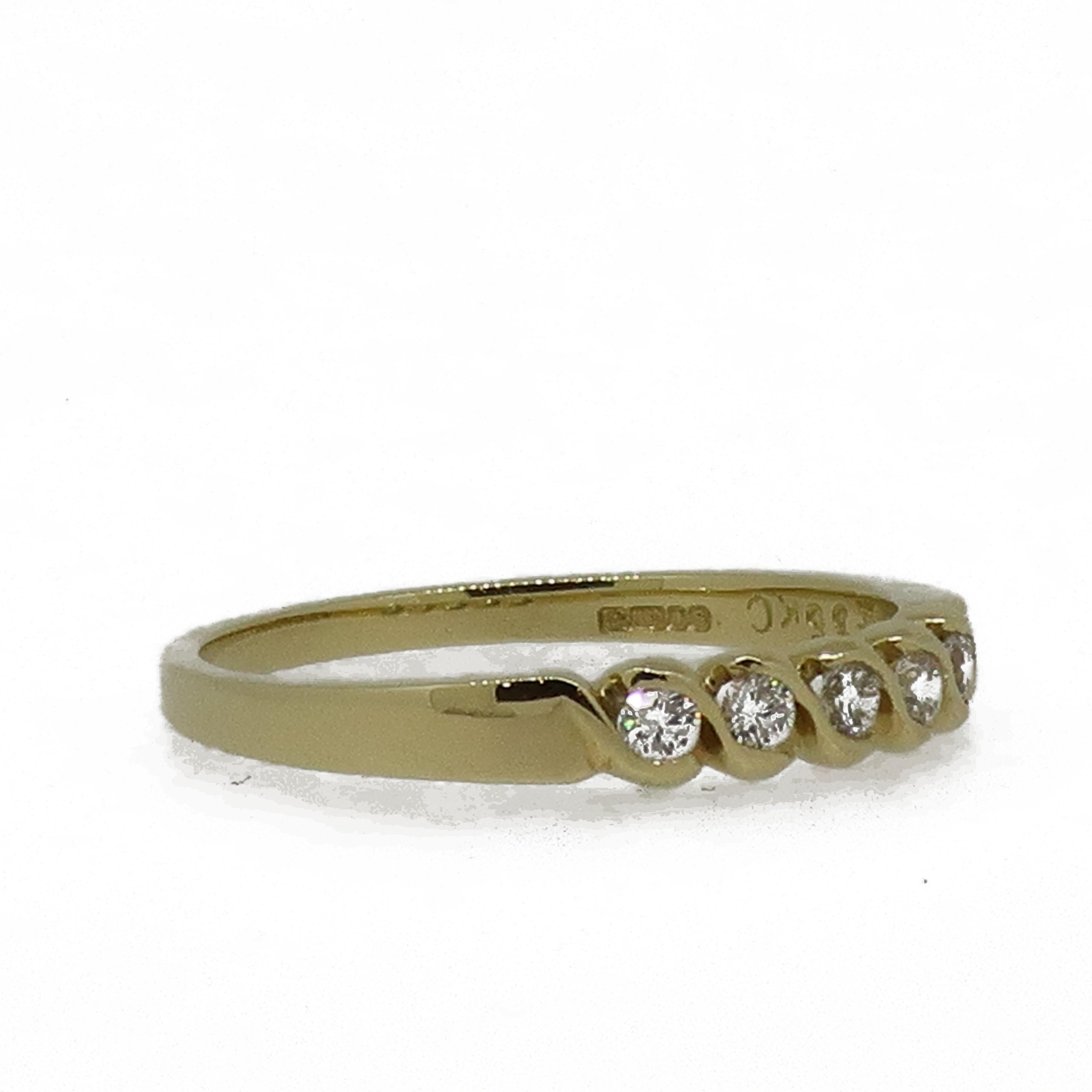 18 Karat Yellow Gold Diamond Eternity Band Ring In New Condition In East Grinstead, GB