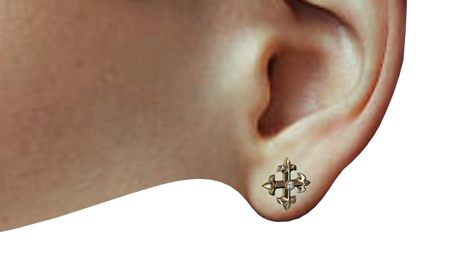 18 Karat Yellow Gold Diamond Fleur-de-Lis Cross Stud Earrings In New Condition For Sale In New York, NY