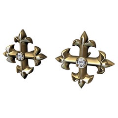 18 Karat Yellow Gold Diamond Fleur-de-Lis Cross Stud Earrings