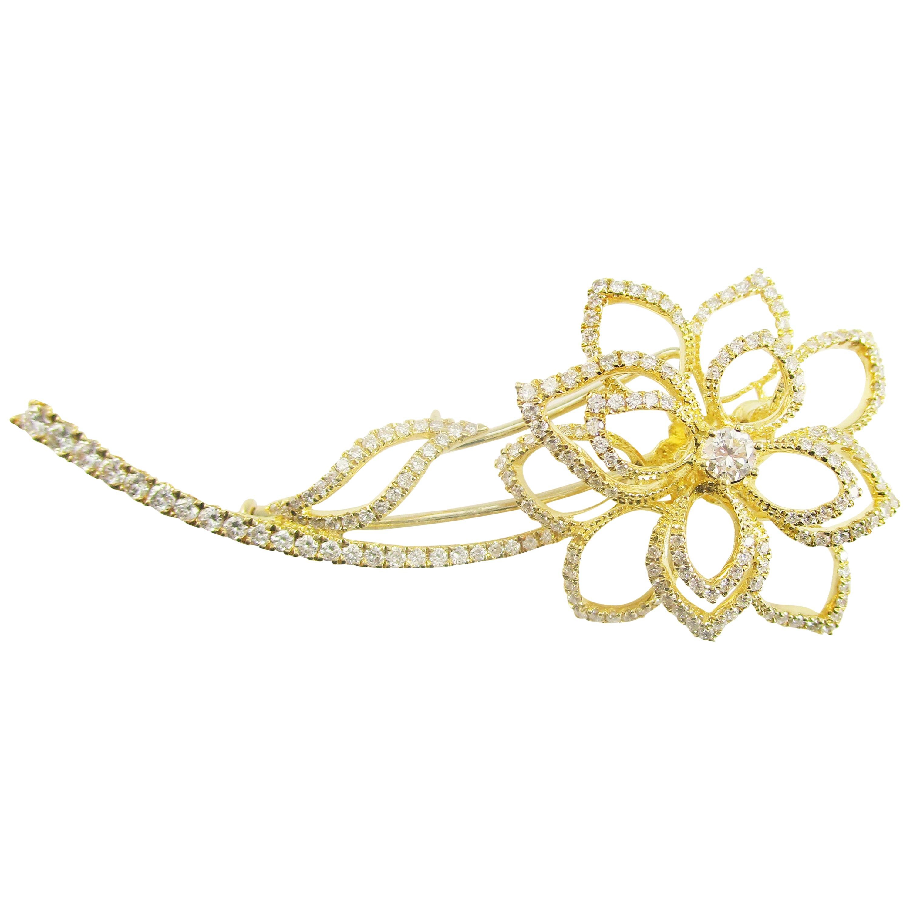 18 Karat Yellow Gold Diamond Flower Brooch
