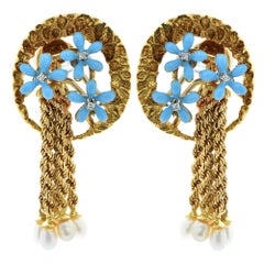 18 Karat Yellow Gold Diamond Flower Earrings