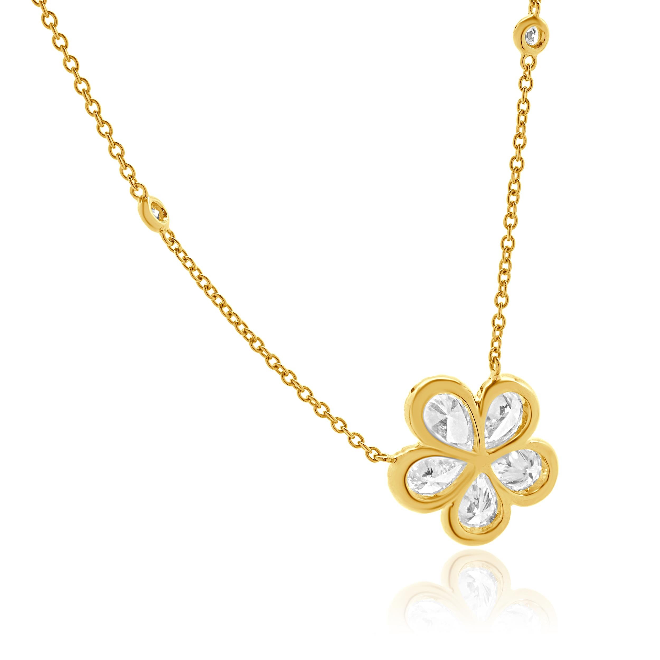 Pear Cut 18 Karat Yellow Gold Diamond Flower Necklace For Sale