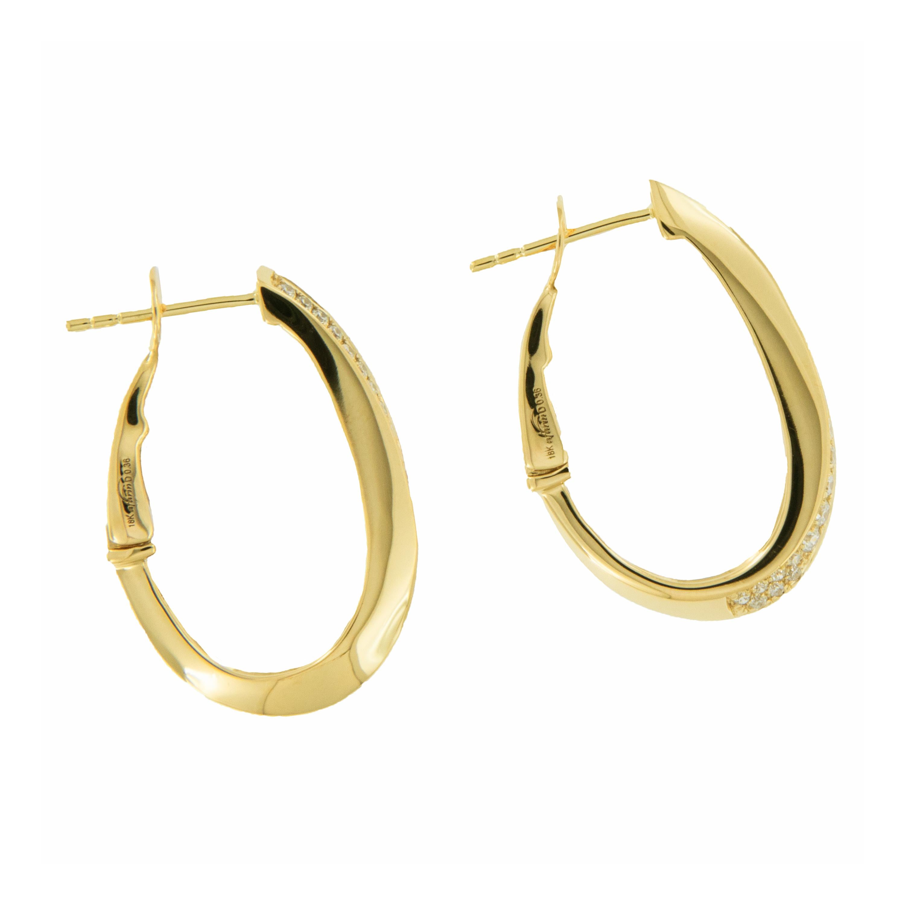 Round Cut 18 Karat Yellow Gold Diamond Hoop Earrings For Sale