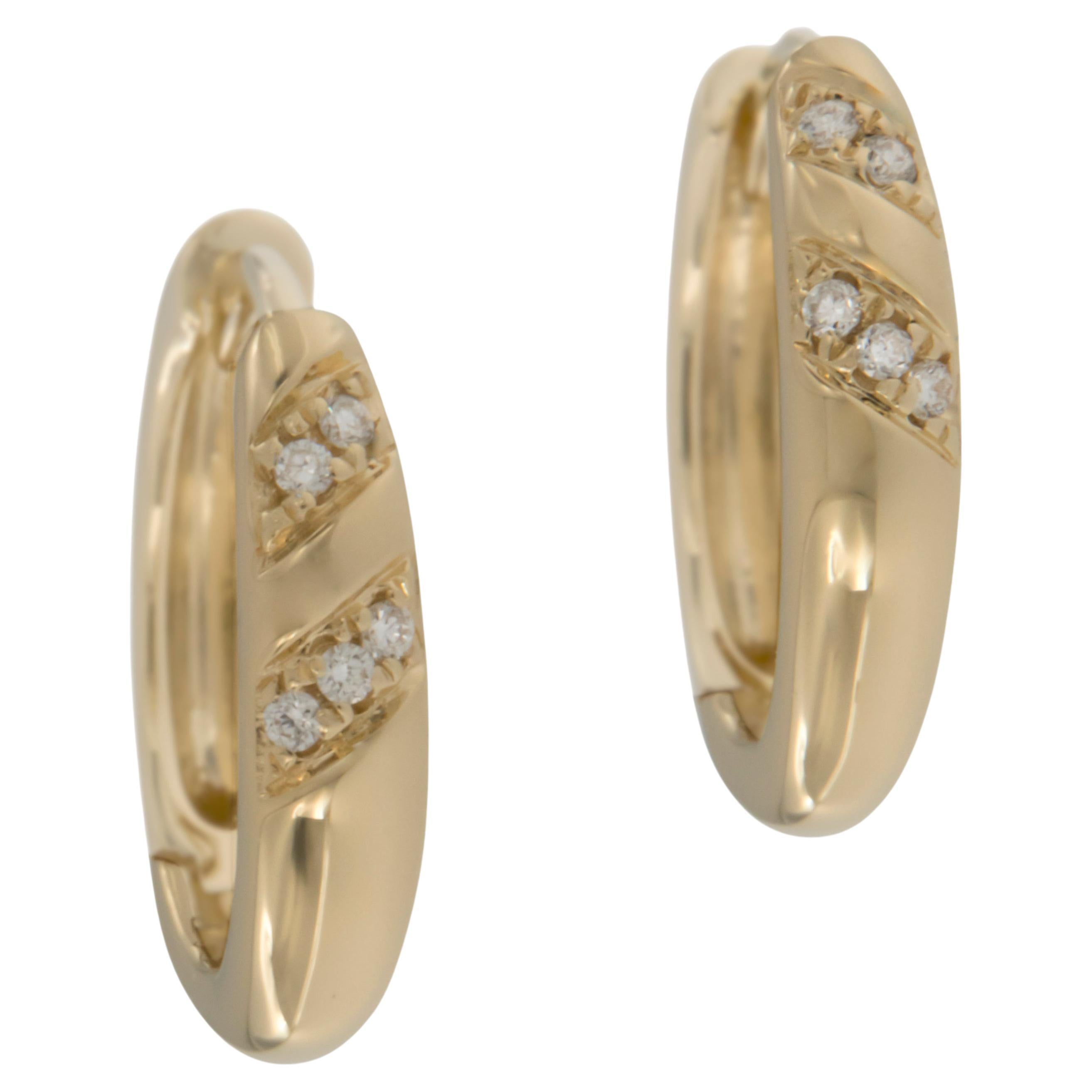 Boucles d'oreilles en or jaune 18 carats avec diamants en vente