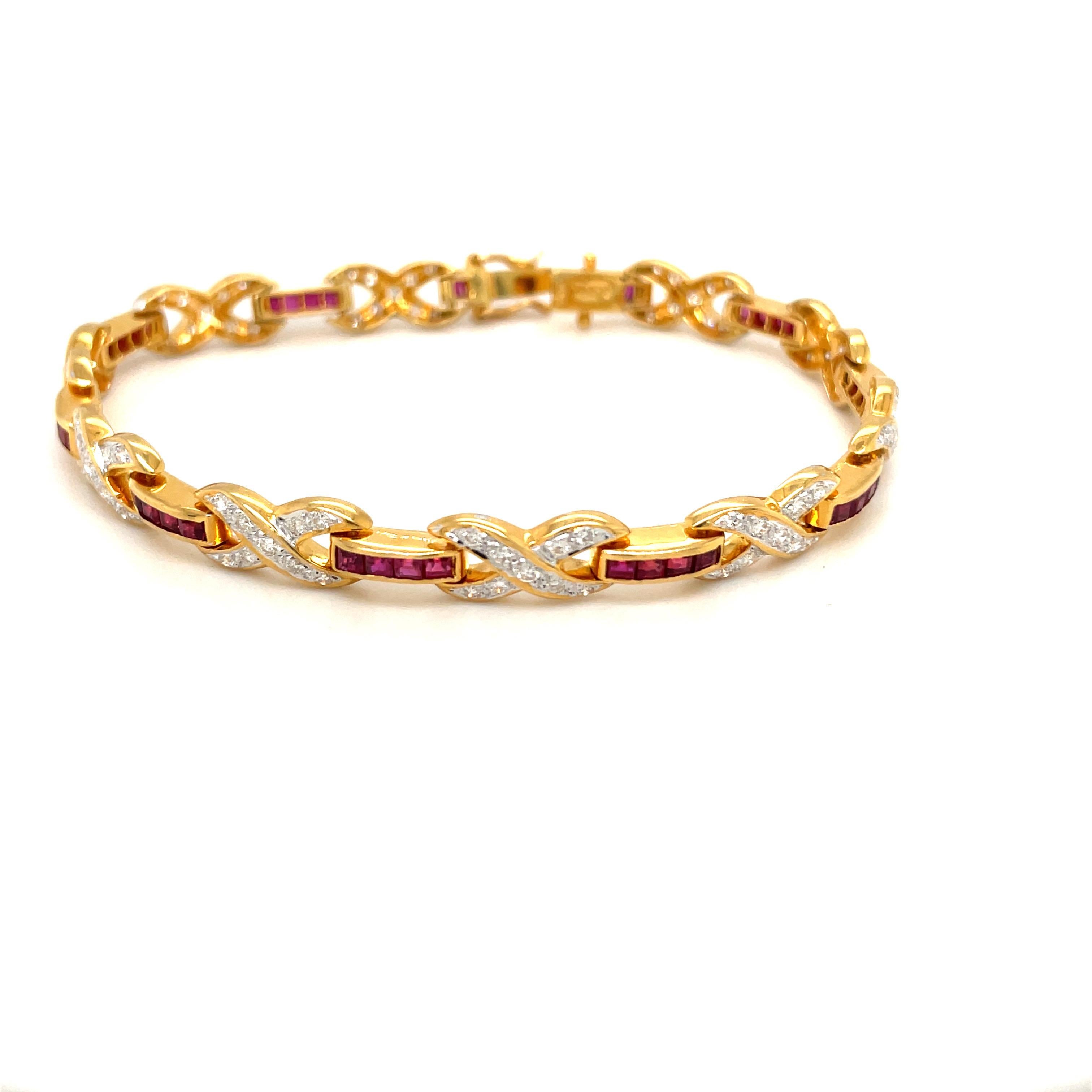 18 Karat Yellow Gold Diamond Infinity Motif and Invisibly Set Ruby Bracelet For Sale 4