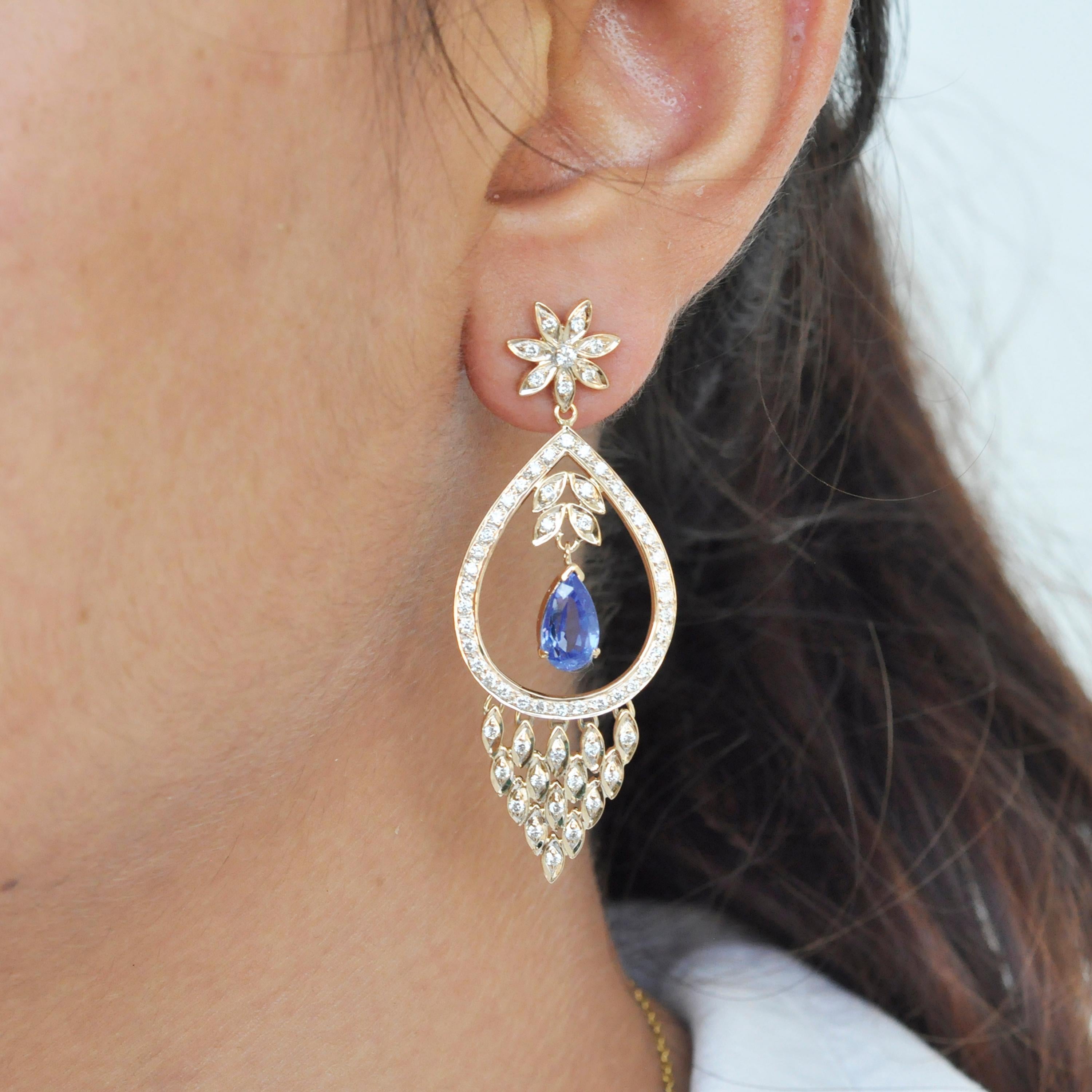 gold dangler earrings