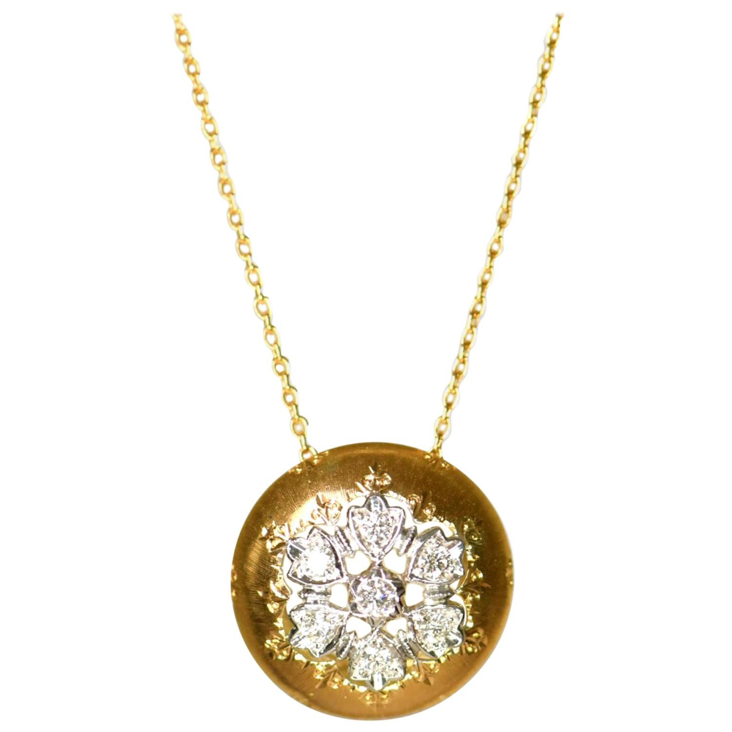 18 Karat Yellow Gold Diamond Pendant Necklace For Sale