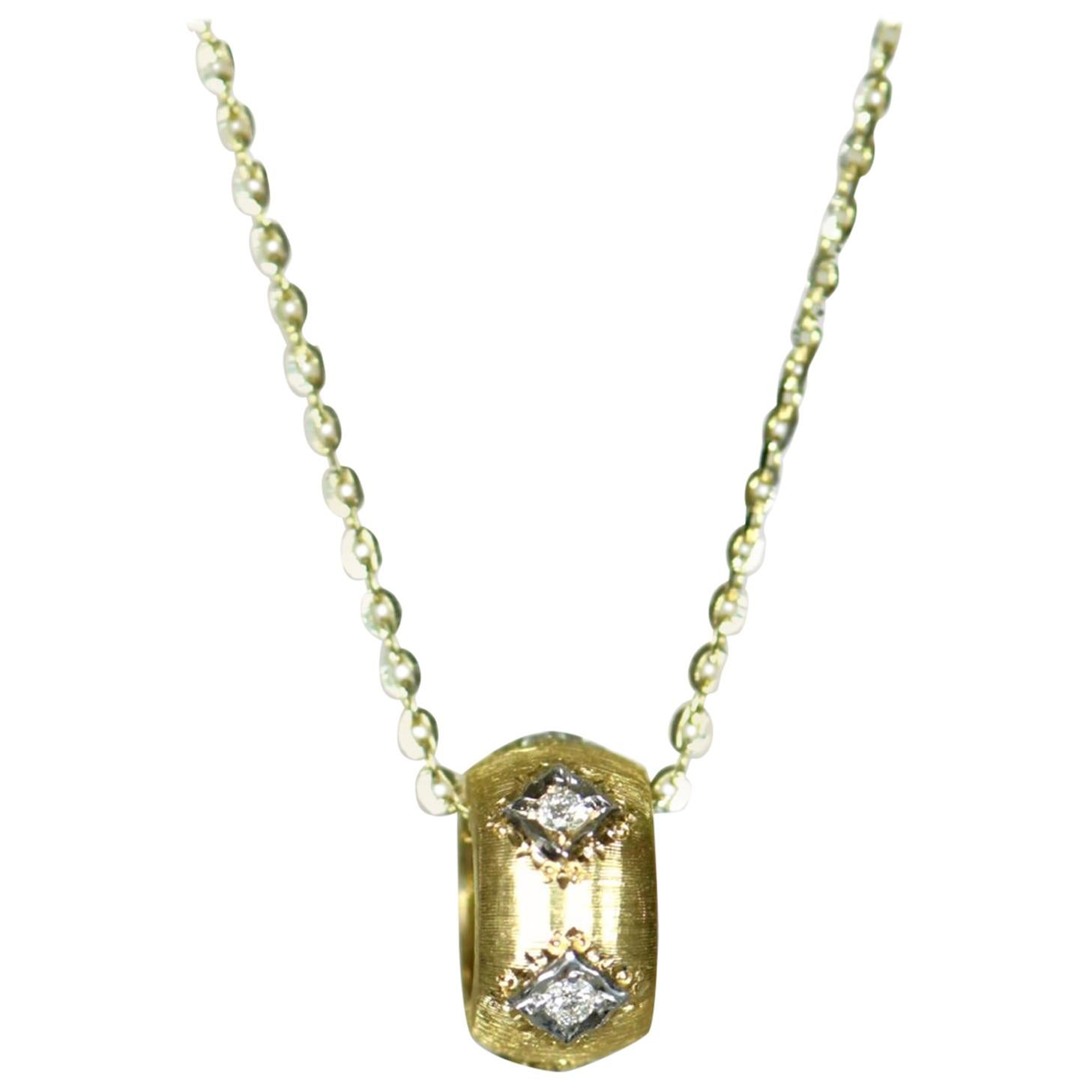 18 Karat Yellow Gold Diamond Pendant Necklace