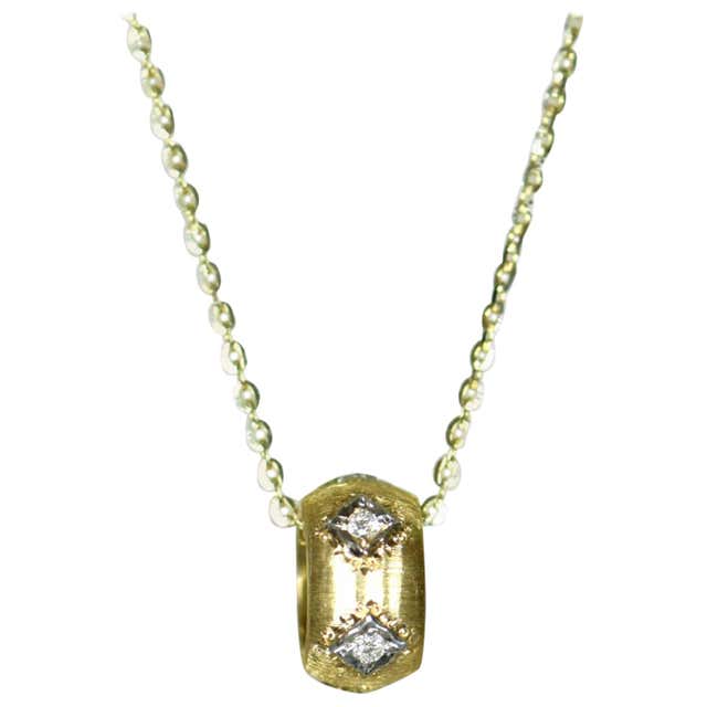 One sovereign gold necklace designs Clearance