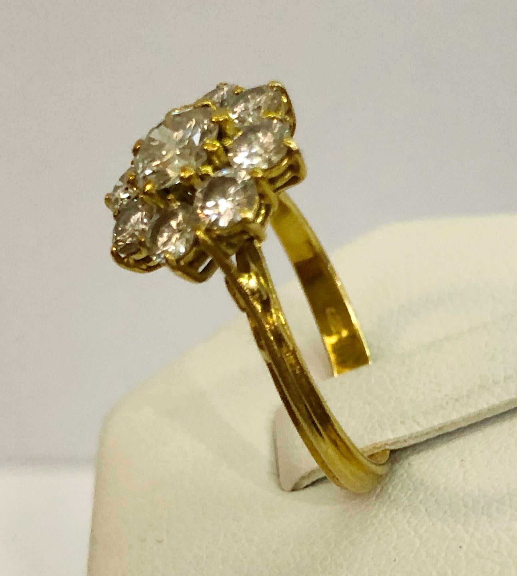 Brilliant Cut 18 Karat Yellow Gold Diamond Ring For Sale