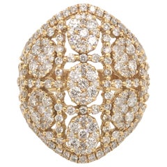 18 Karat Yellow Gold Diamond Ring Made in Italy with Box