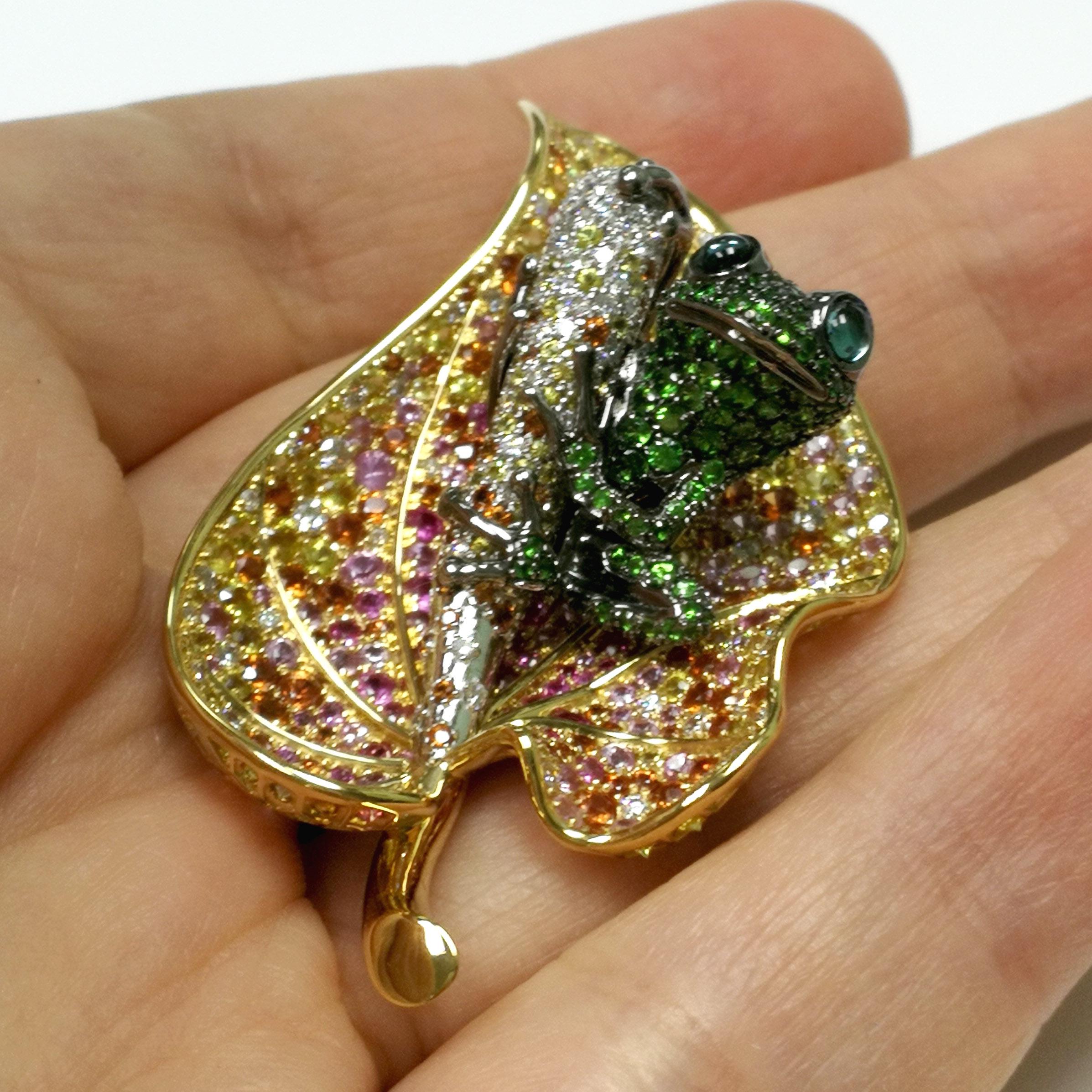 Contemporary 18 Karat Yellow Gold Diamond Sapphire Tsavorite Frog on the Leaf Brooch For Sale