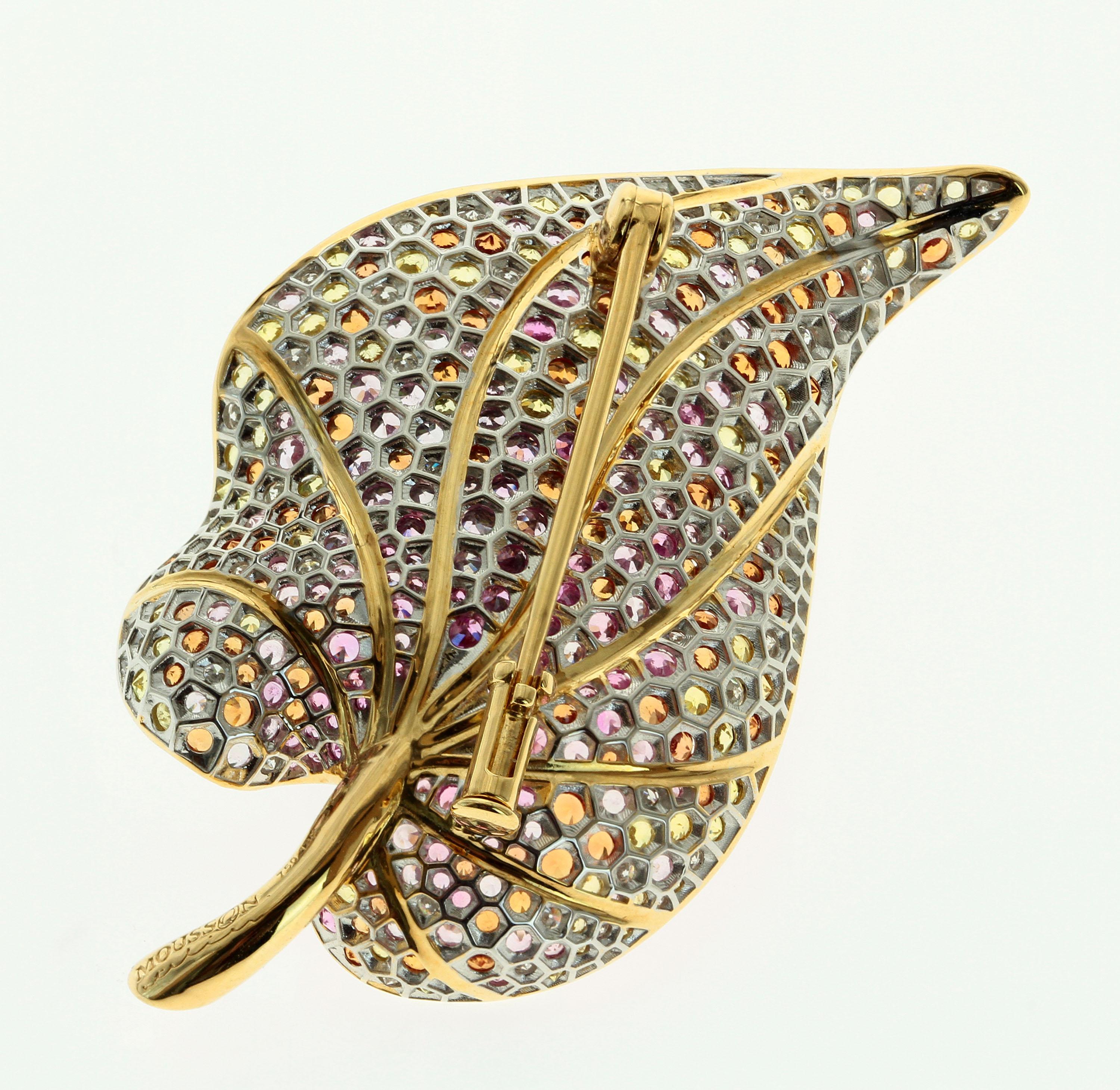 Women's or Men's 18 Karat Yellow Gold Diamond Sapphire Tsavorite Frog on the Leaf Brooch For Sale