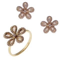 18 Karat Yellow Gold Diamond Small Baguette Flower Earring Ring Set