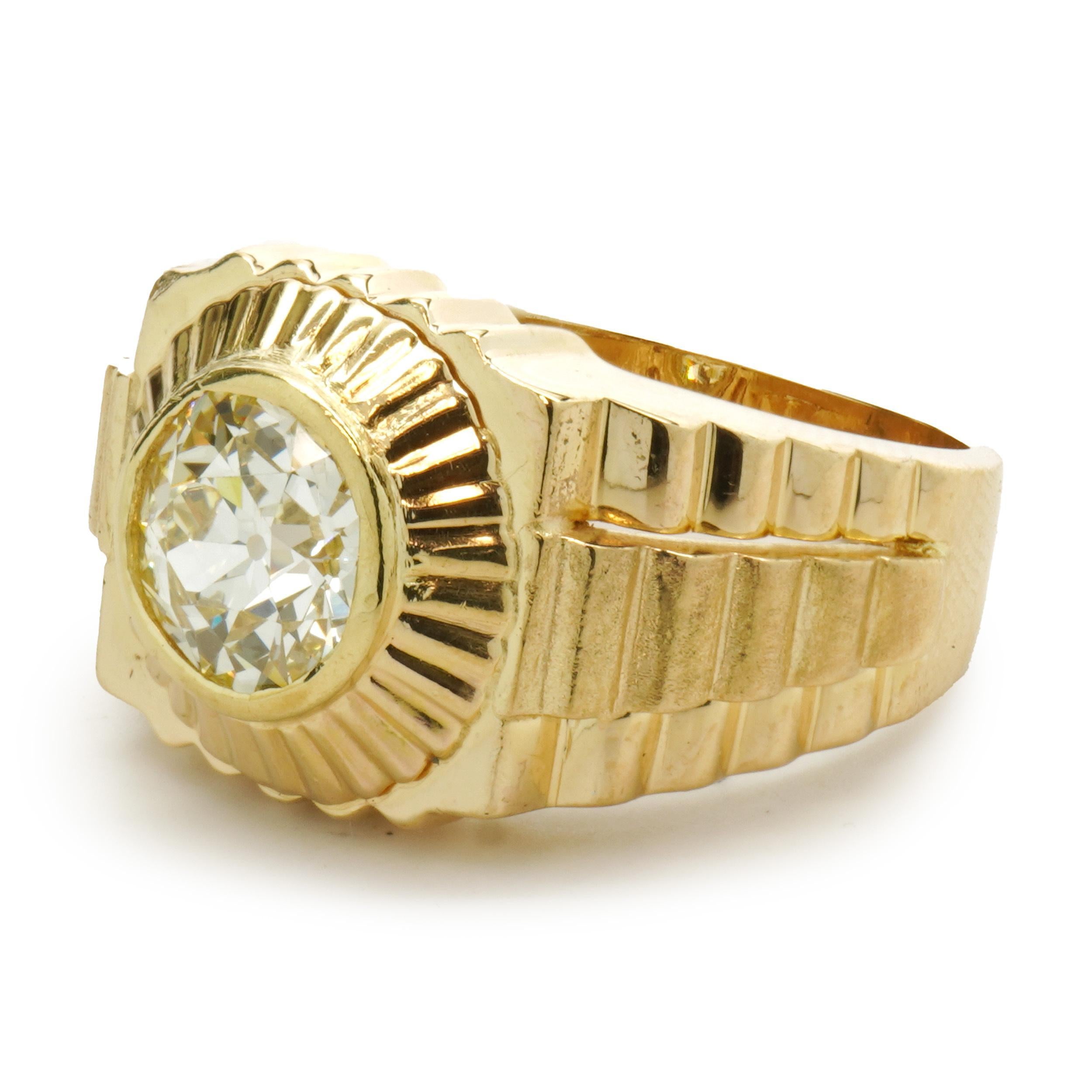 18 Karat Yellow Gold Diamond Solitaire Ring In Excellent Condition For Sale In Scottsdale, AZ