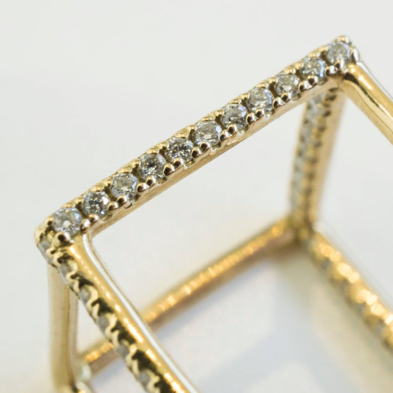 18 Karat Yellow Gold Diamond Square Pair of Earrings For Sale 4