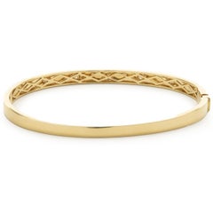18 Karat Yellow Gold Diamond Starburst Station Bangle Bracelet