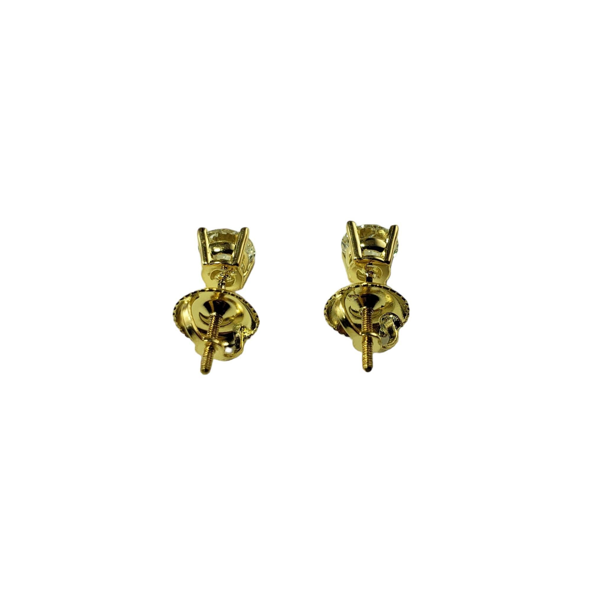 18 Karat Yellow Gold Diamond Stud Earrings For Sale 1