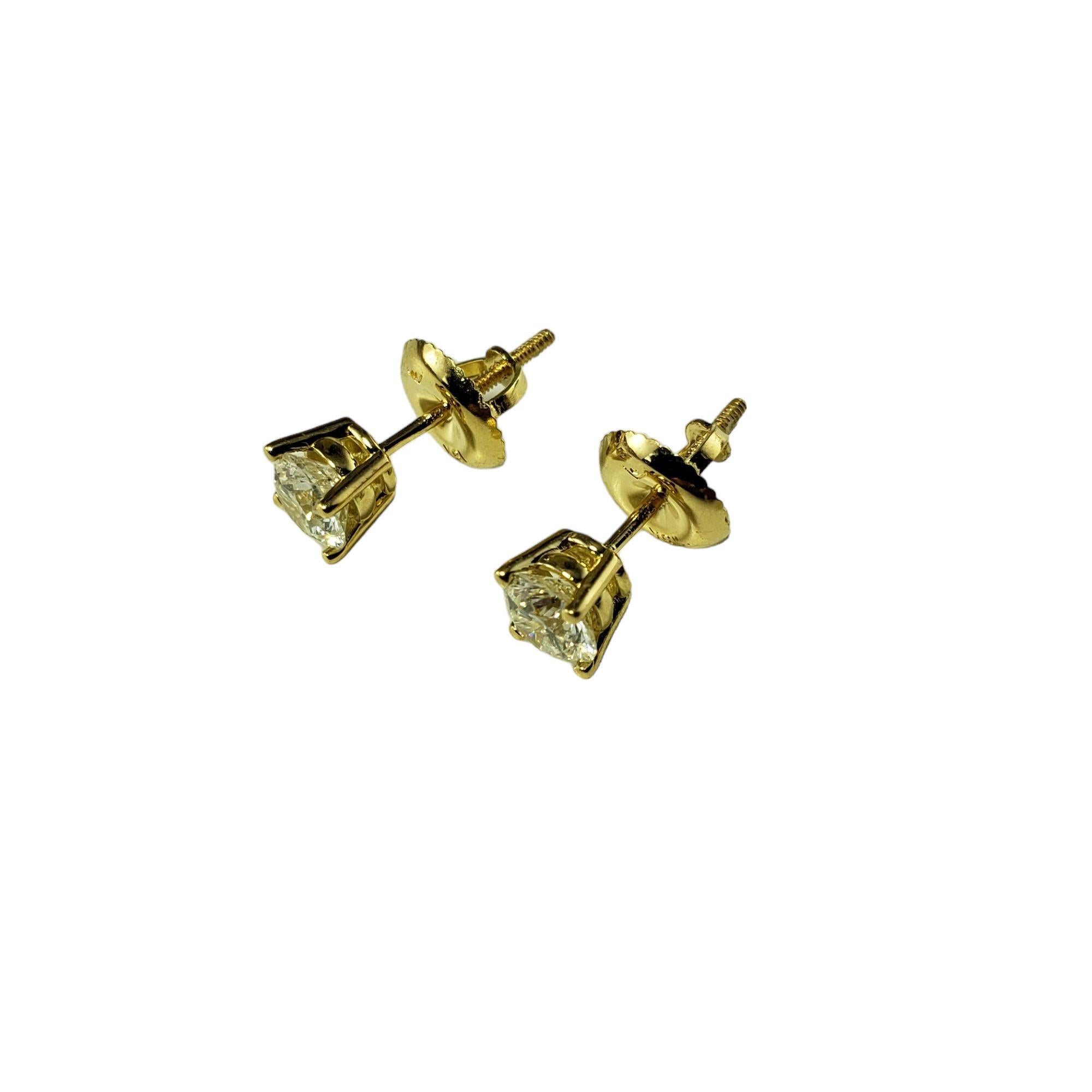 18 Karat Yellow Gold Diamond Stud Earrings For Sale 2