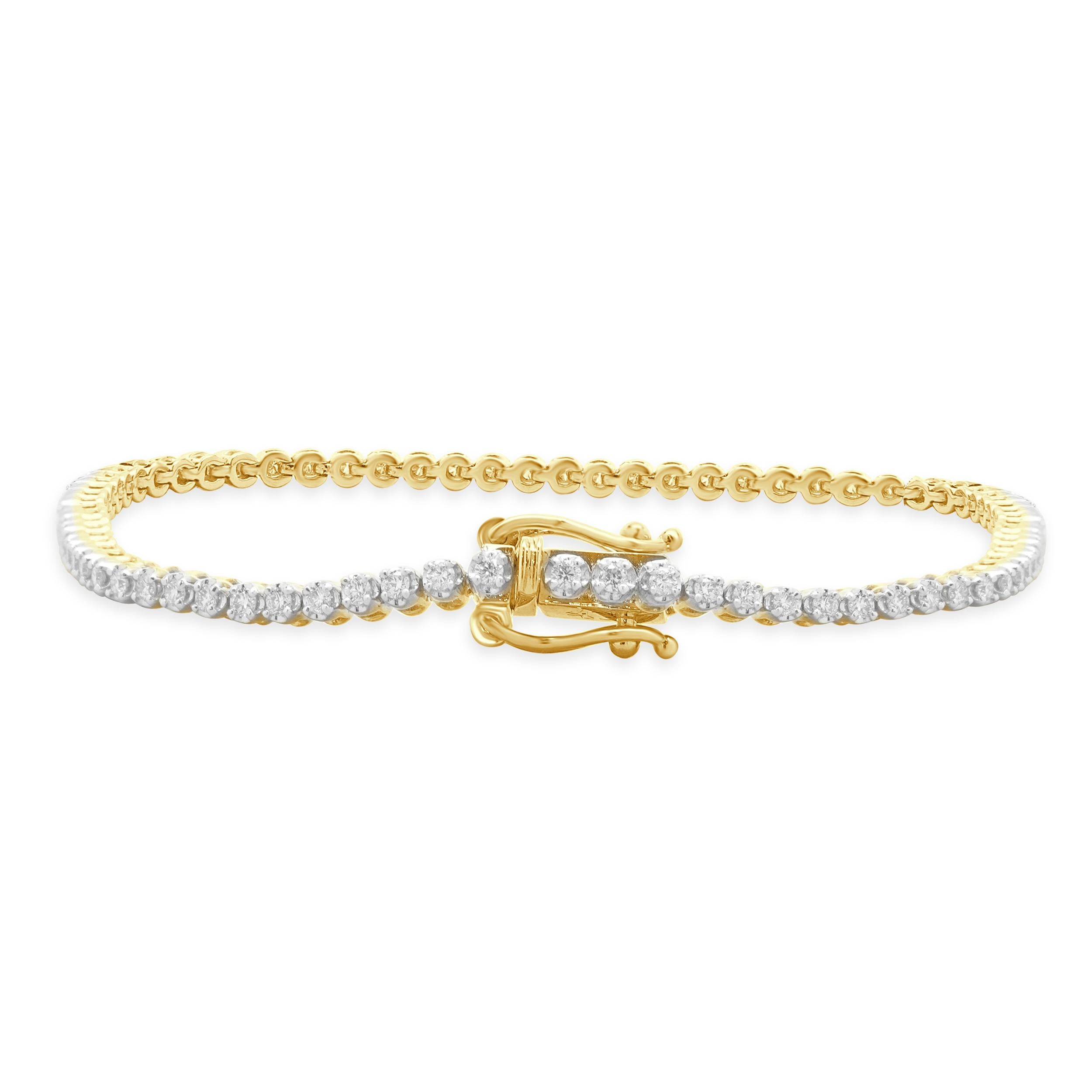 Brilliant Cut 18 Karat Yellow Gold Diamond Tennis Bracelet For Sale
