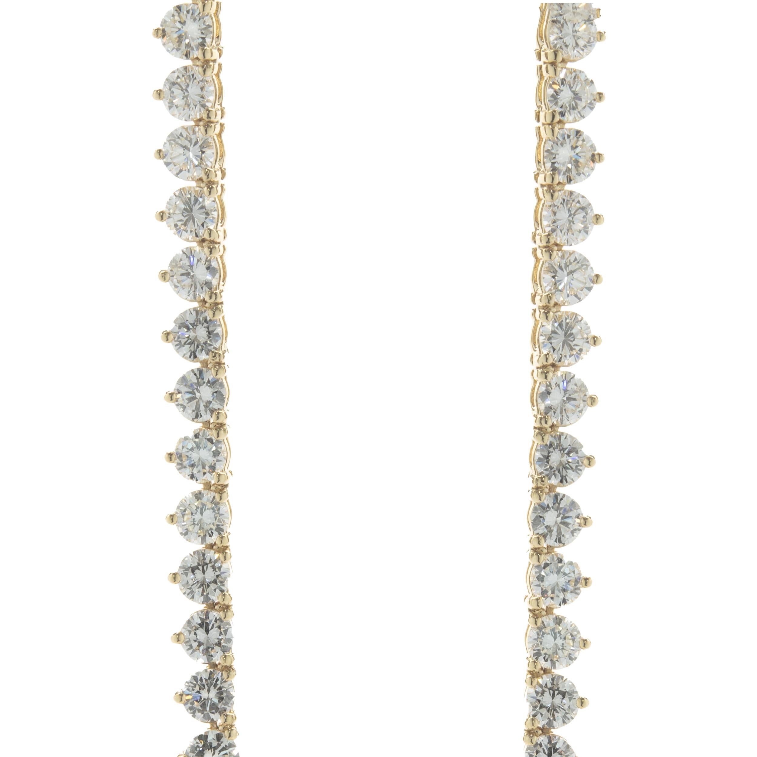 Round Cut 18 Karat Yellow Gold Diamond Tennis Necklace For Sale