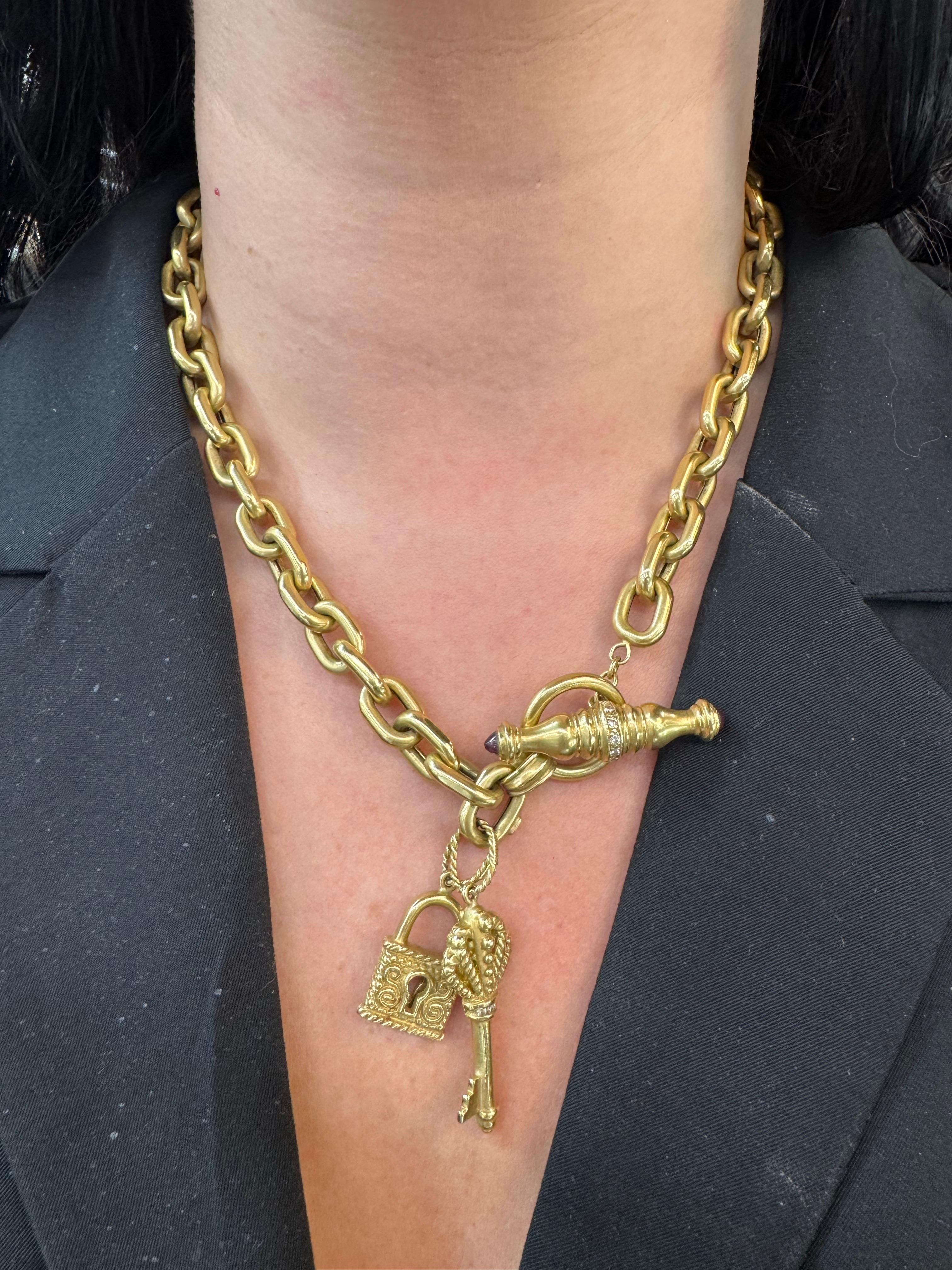 Round Cut 18 Karat Yellow Gold Diamond Toggle Necklace with Key and Lock Charms 79.4 Grams For Sale