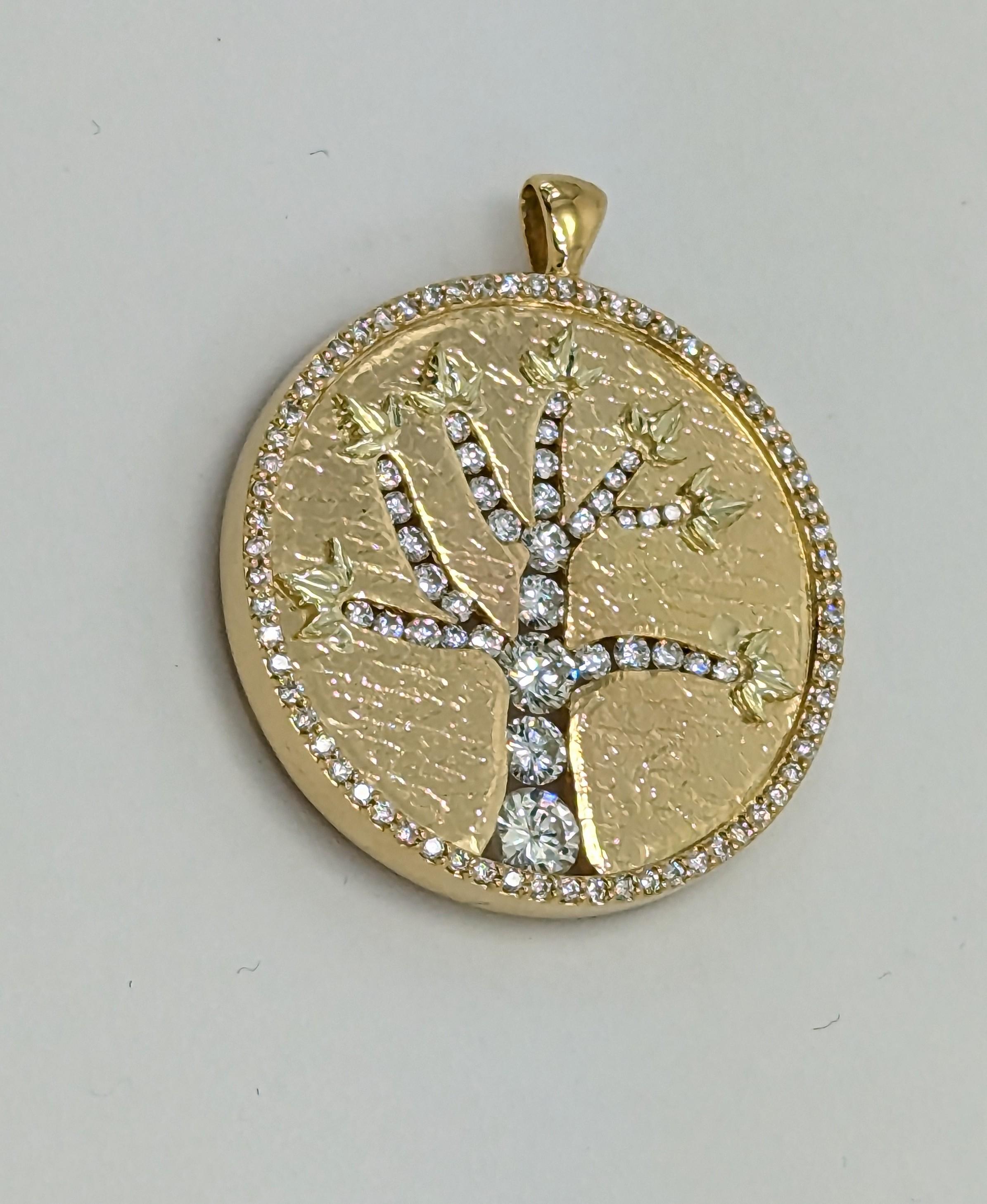 Brilliant Cut 18 Karat Yellow Gold Diamond Tree of Life Pendant For Sale