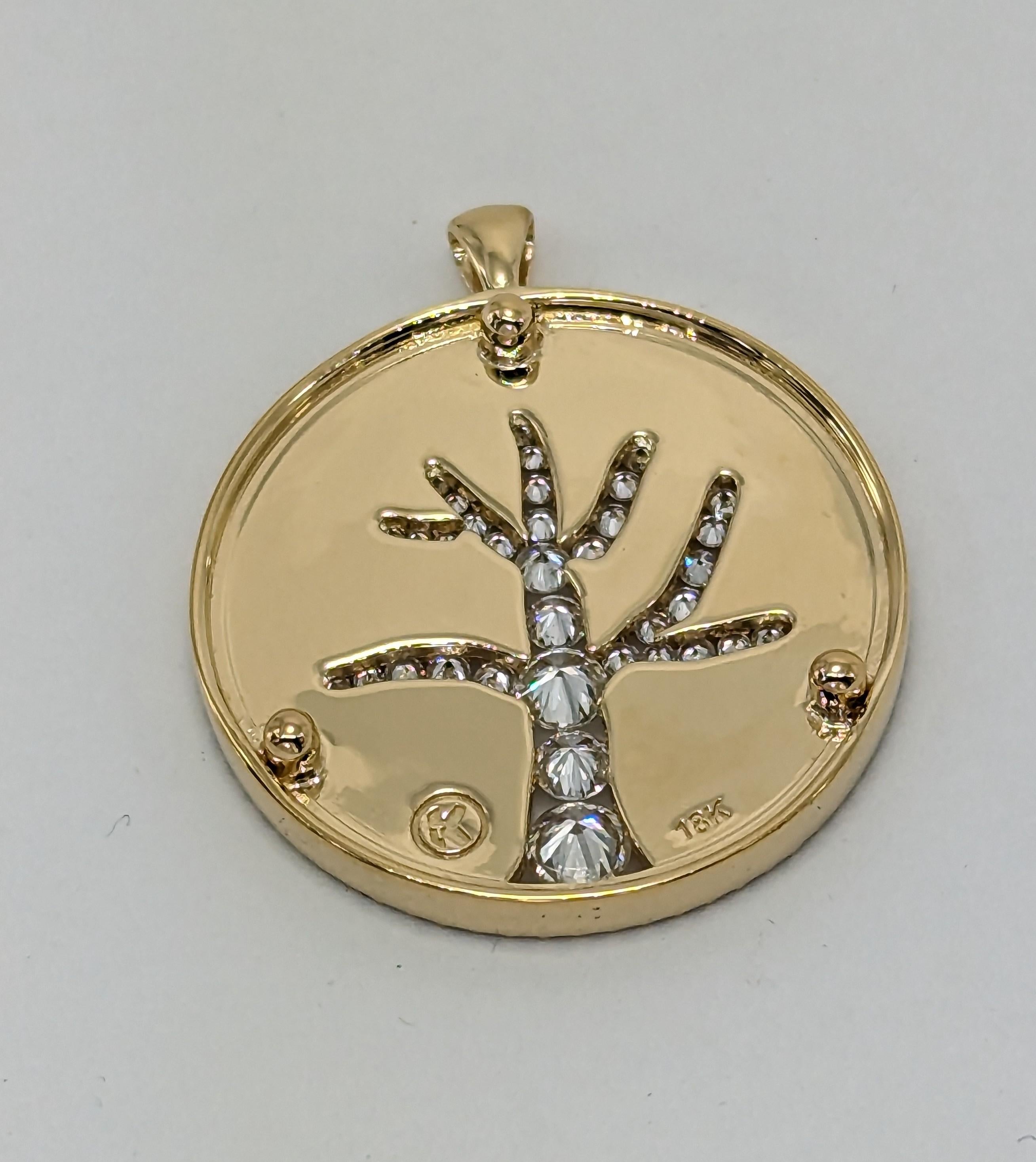 18 Karat Yellow Gold Diamond Tree of Life Pendant For Sale 1