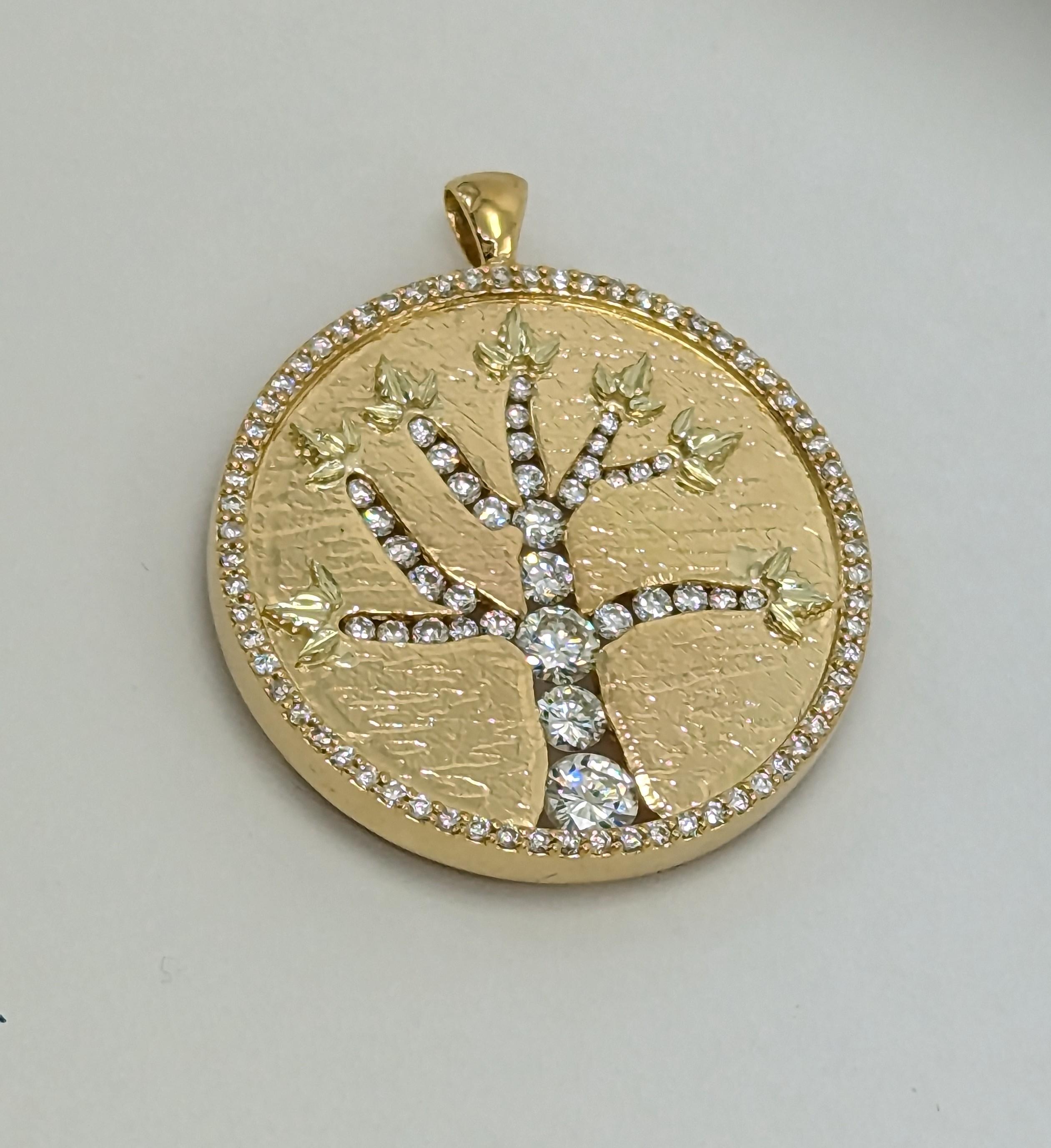Contemporary 18 Karat Yellow Gold Diamond Tree of Life Pendant For Sale