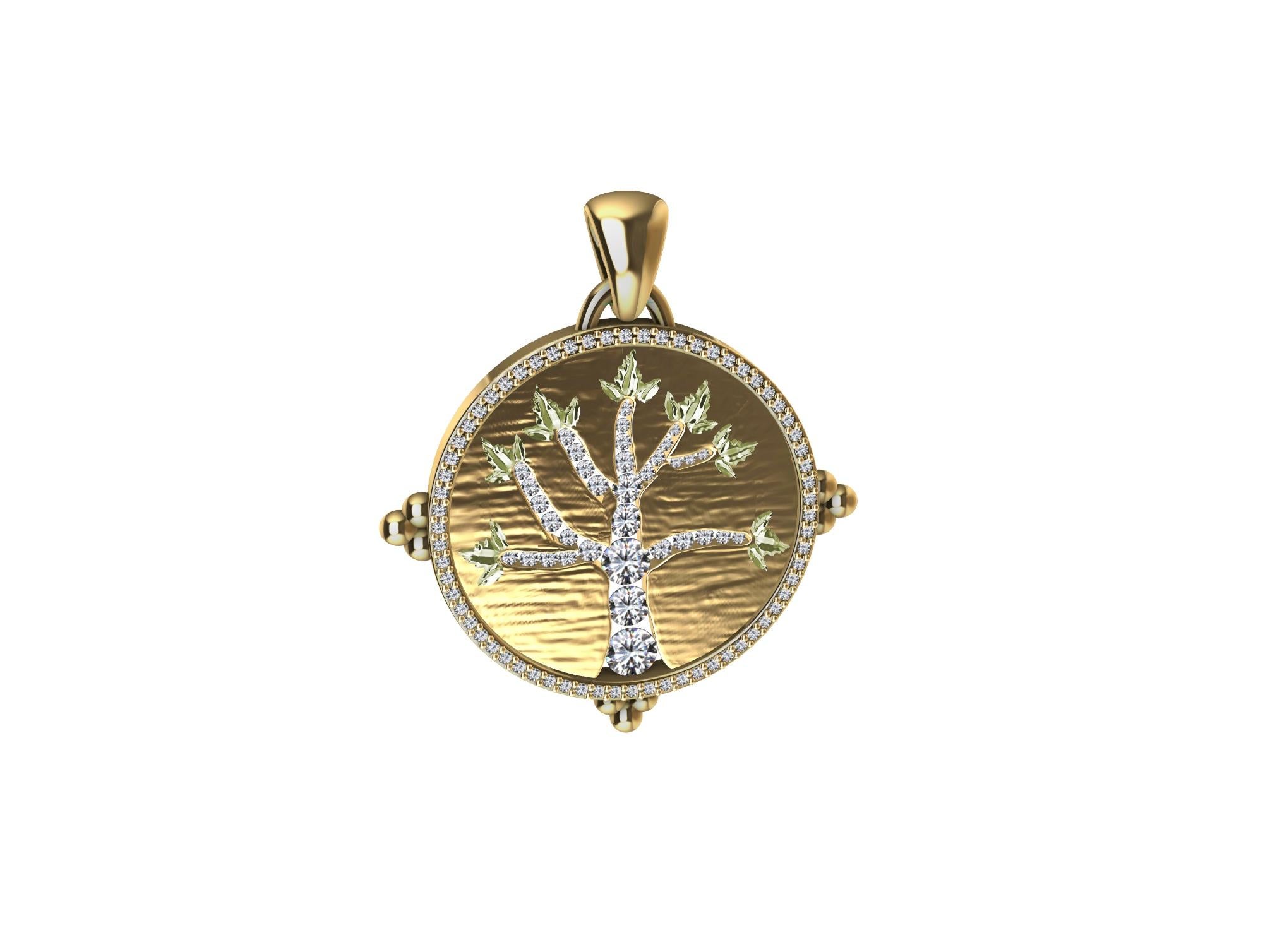 Pendentif arbre de vie en or jaune 18 carats avec diamants, Thomas Kurilla, designer de Tiffany  a redessiné l'arbre de vie en y ajoutant des détails architecturaux. Pour apporter plus de joie dans votre vie. La lumière c'est la vie, pourquoi pas