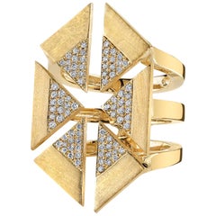 18 Karat Yellow Gold Diamond Triangle Geometric Ring