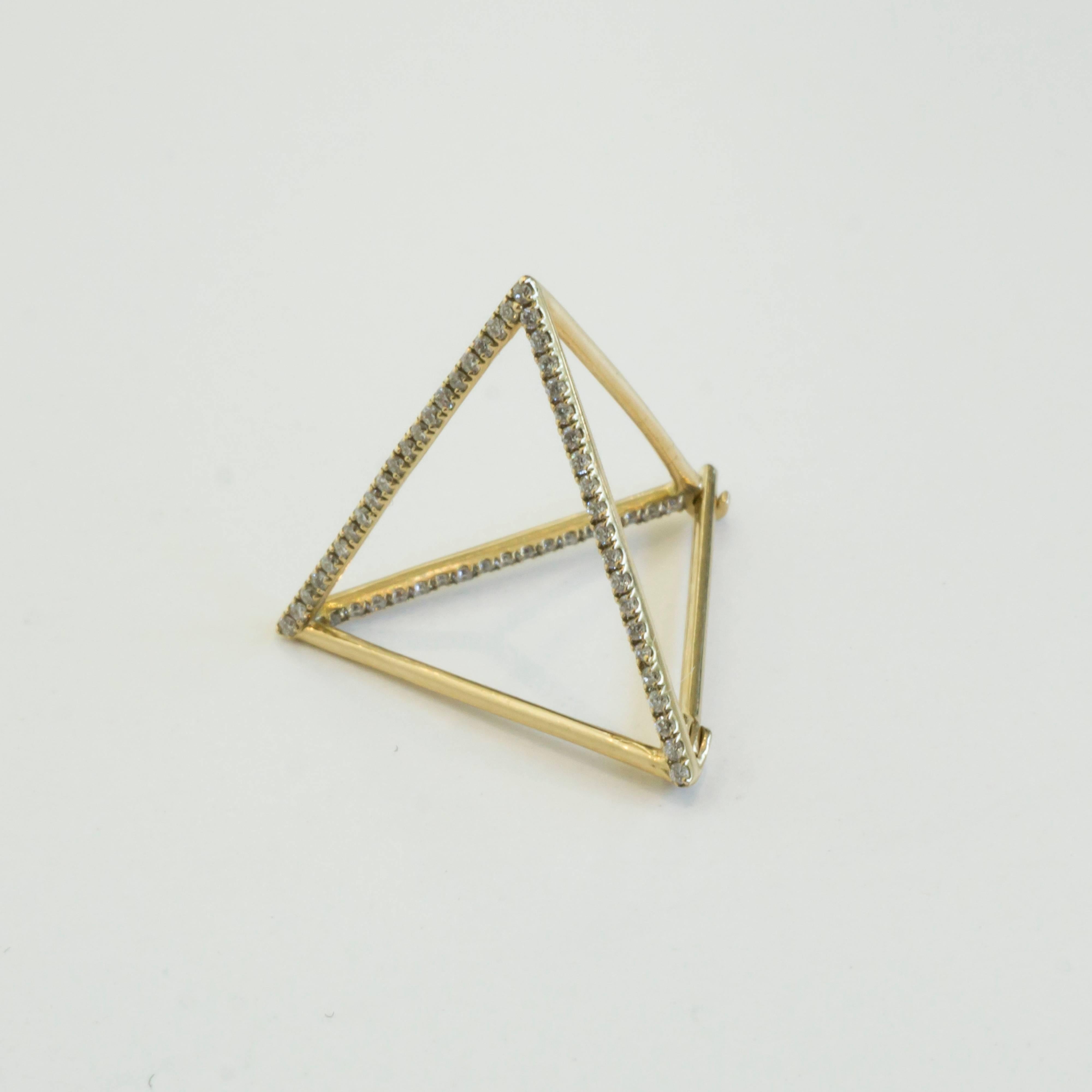 18 Karat Yellow Gold Diamond Triangle Pair Earrings For Sale 2