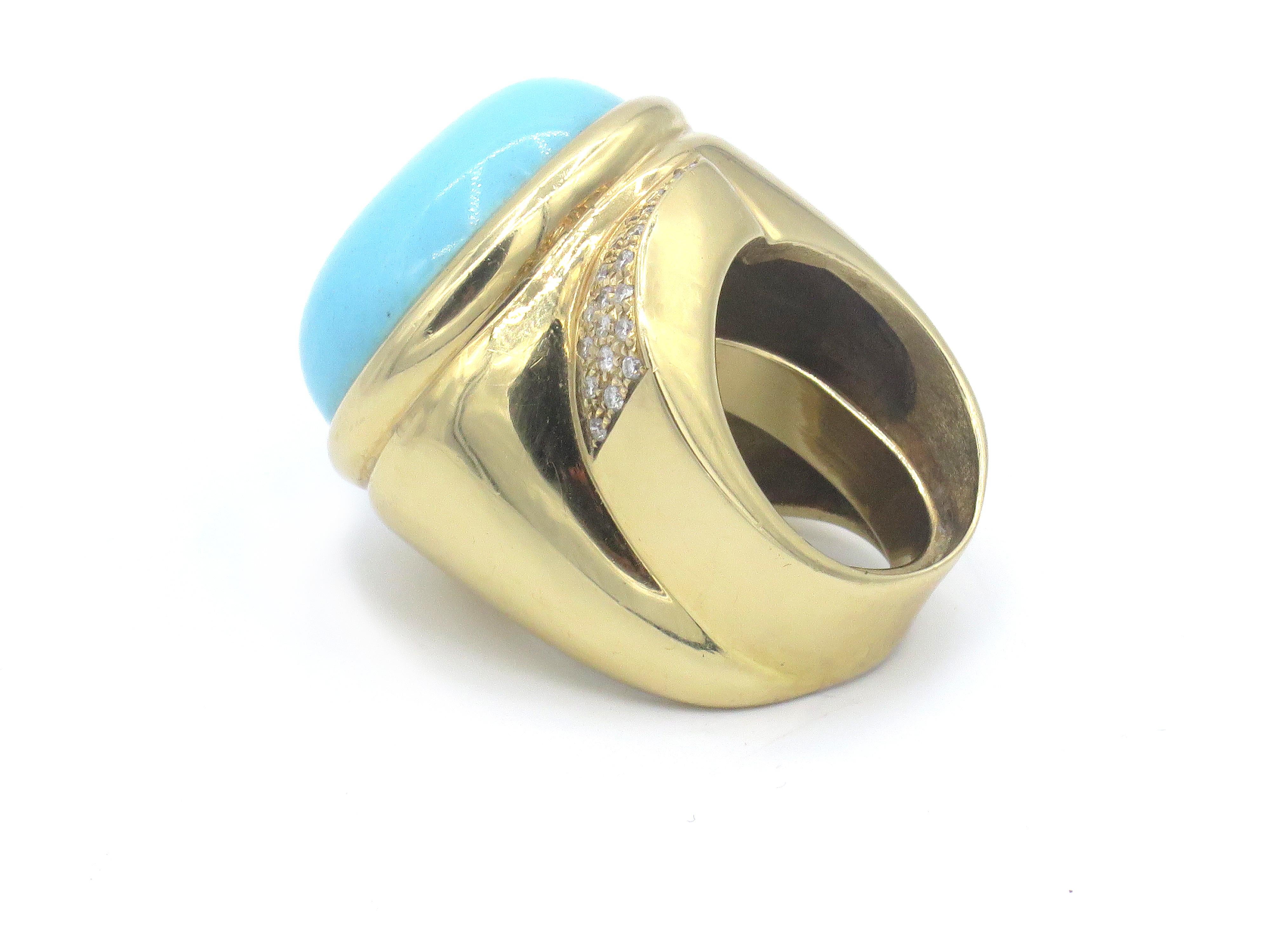 18 Karat Yellow Gold Diamond Turquoise Ring In Excellent Condition In West Palm Beach, FL