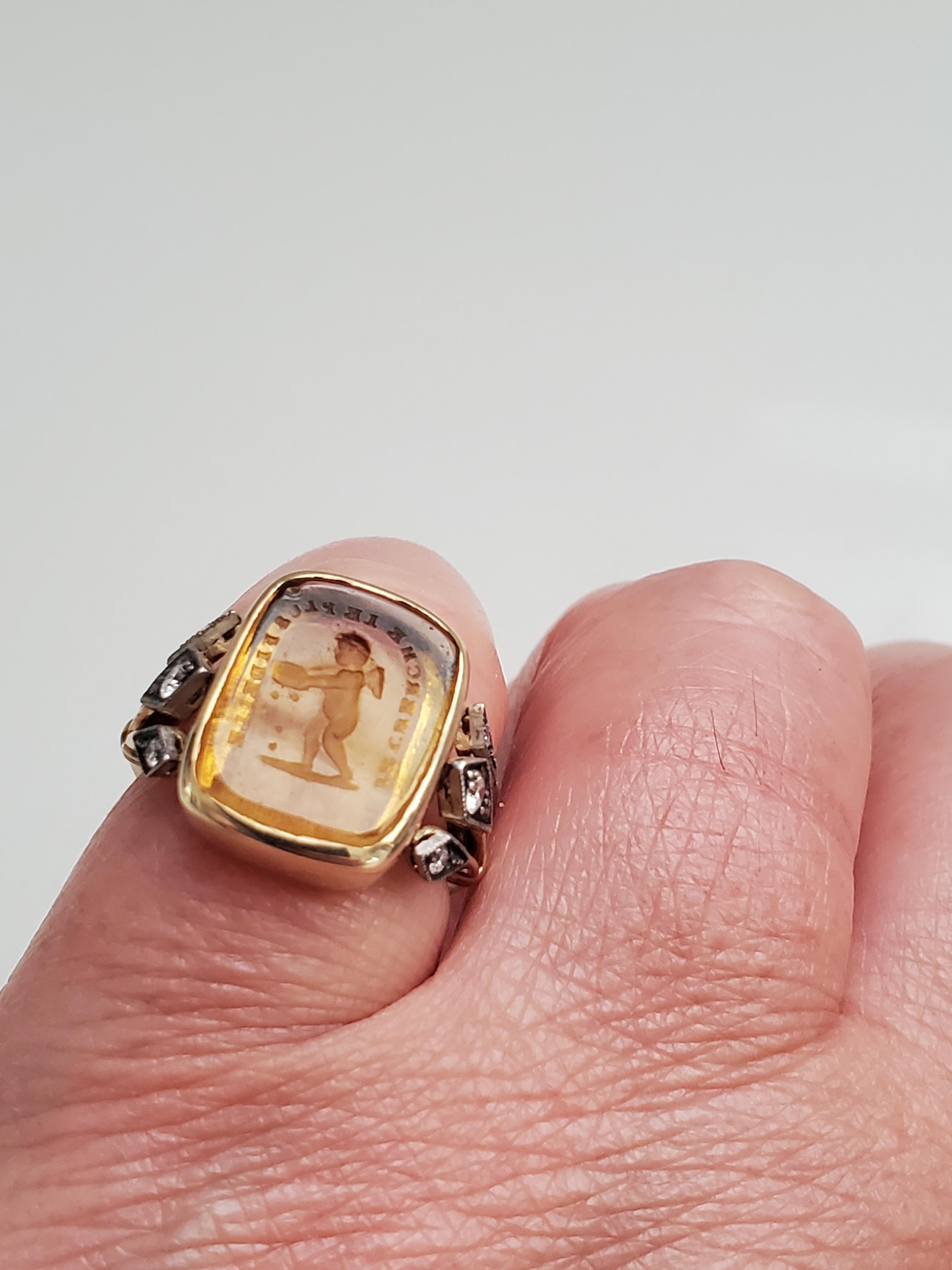 Bague ancienne Cupidon en intaille et diamant en vente 2
